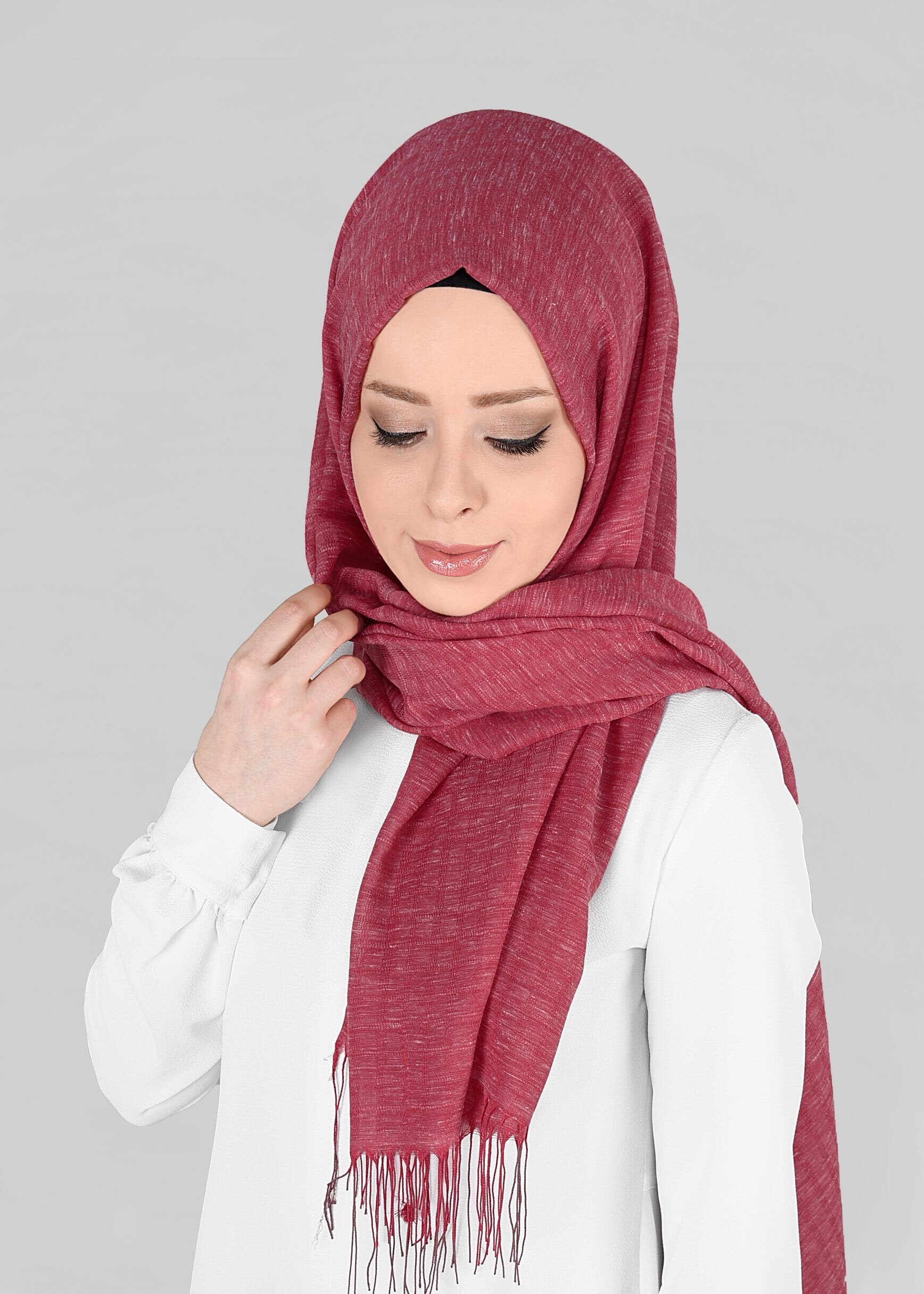 Tesettür giyim KIRMIZI 9851 ALVİNA KETEN PÜSKÜLLÜ ŞAL