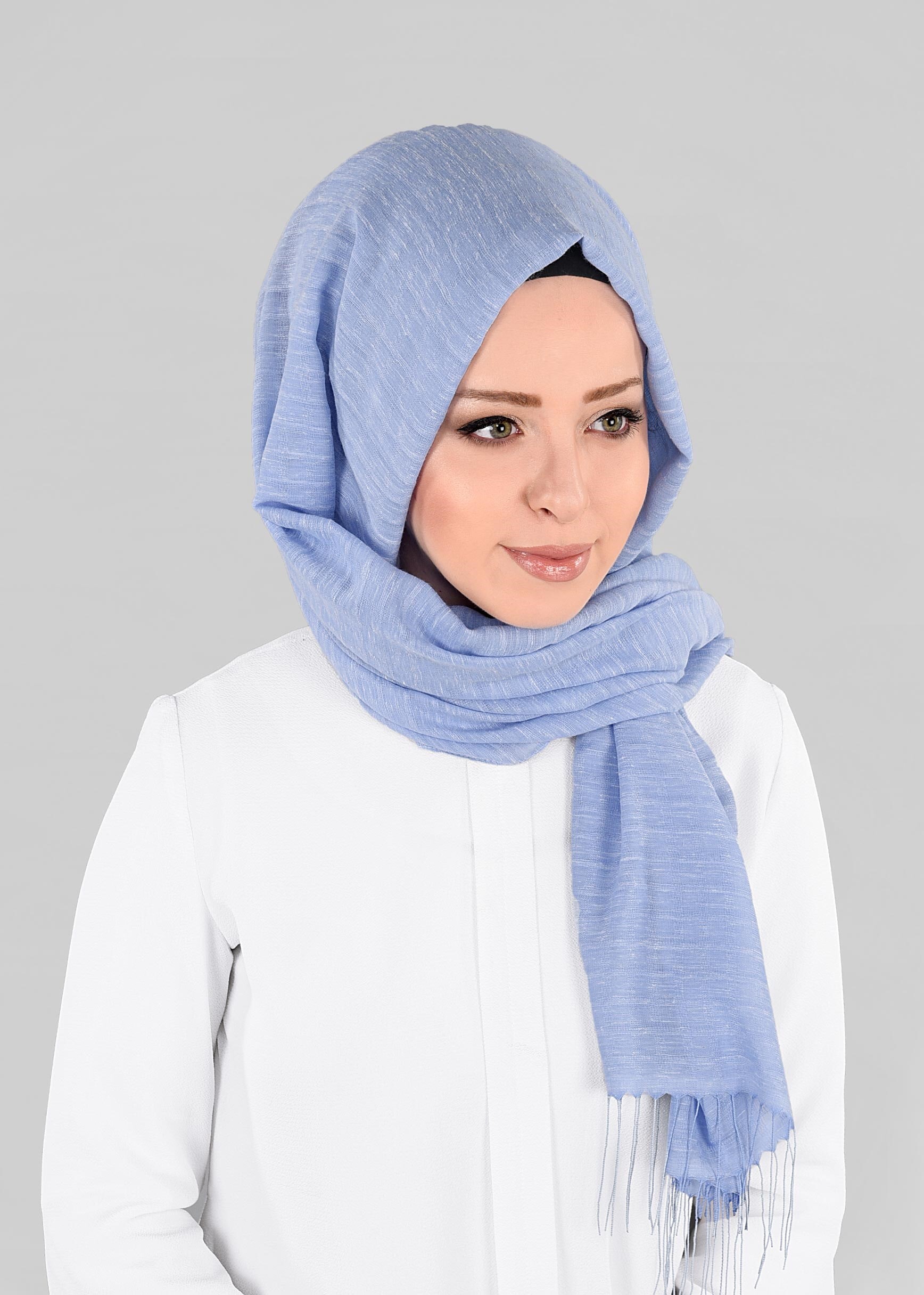 Tesettür giyim MAVİ 9851 ALVİNA KETEN PÜSKÜLLÜ ŞAL