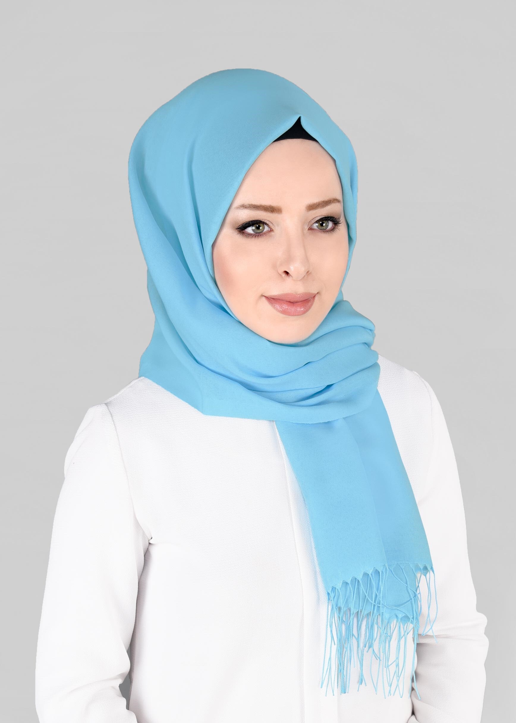 Tesettür giyim MAVİ ALVİNA PÜSKÜLLÜ ŞAL 9856