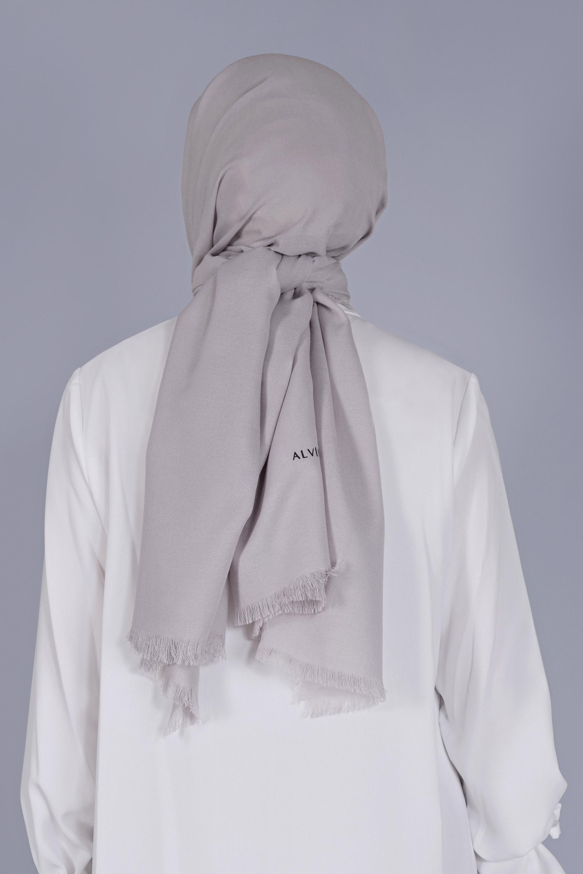 Tesettür giyim GRİ ALVİNA DÜZ BOYA ÇİFT TELLİ ŞAL 9866 