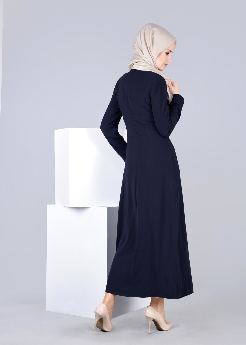 Tesettür giyim LACİVERT İŞLEME DETAYLI İKİLİ ETEKLİ TAKIM 3386 