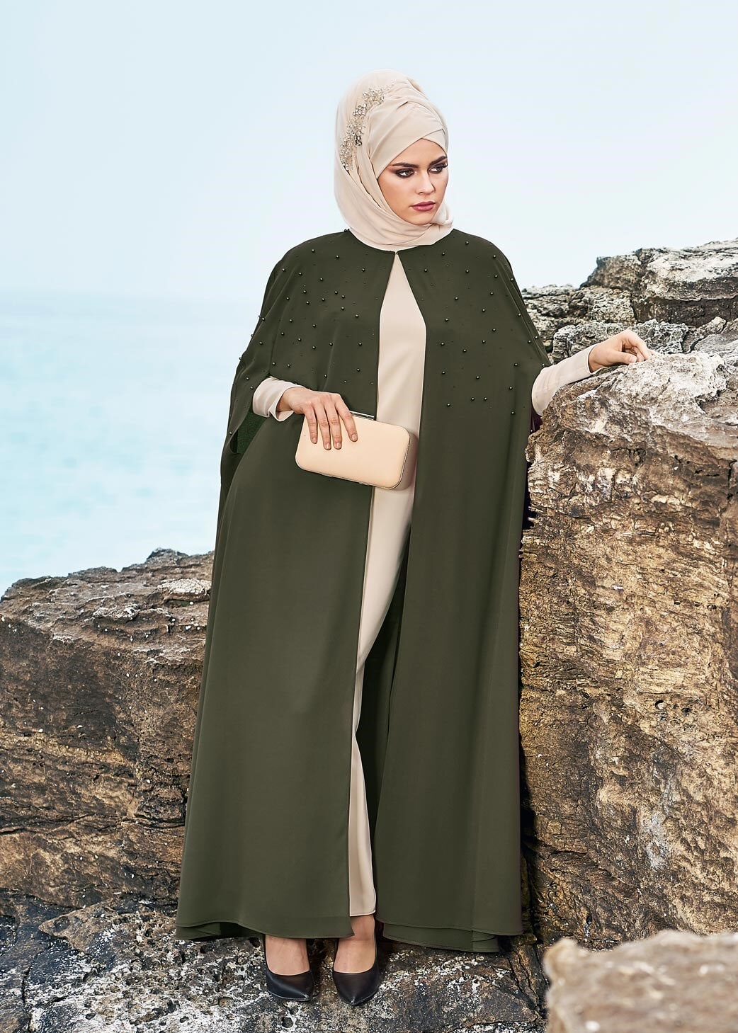 Tesettür giyim HAKİ 3376 ESİNTİ 2′Lİ ELBİSELİ TAKIM 42/48