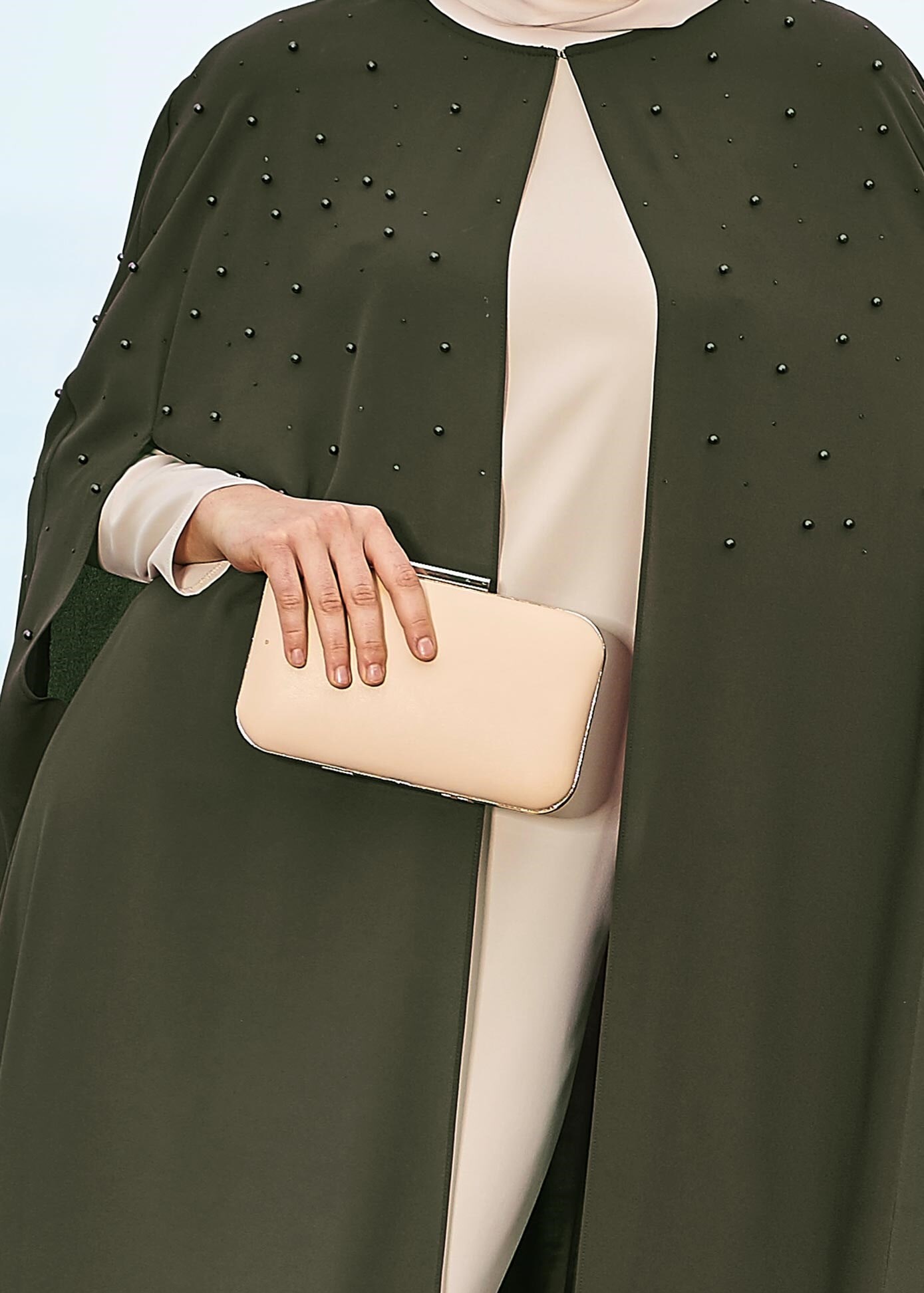 Tesettür giyim HAKİ 3376 ESİNTİ 2′Lİ ELBİSELİ TAKIM 42/48