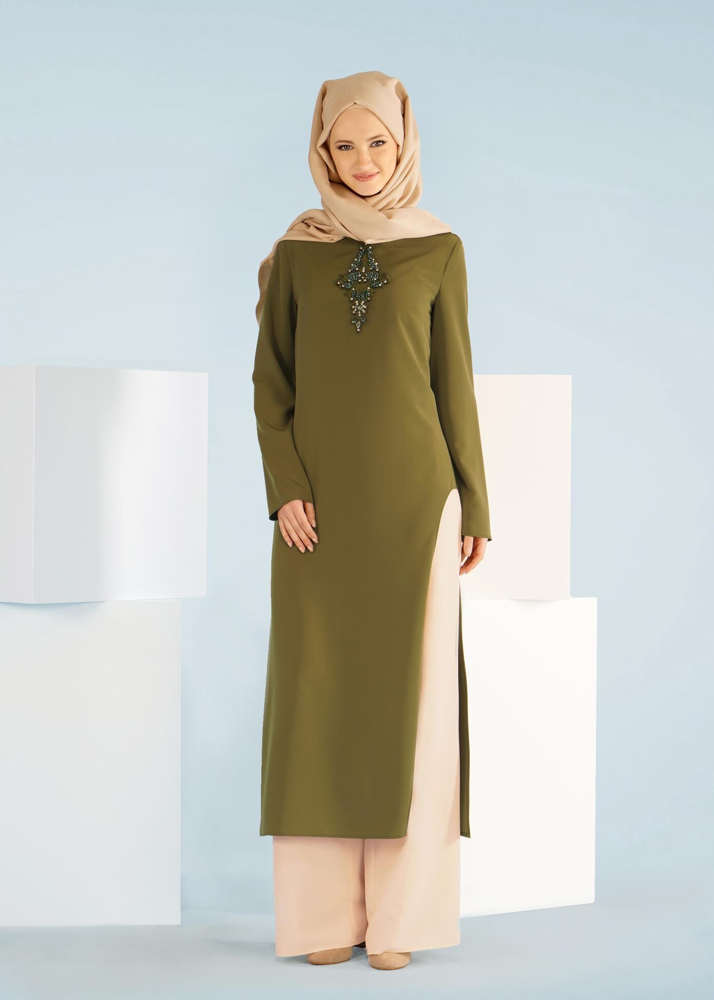 Tesettür giyim YEŞİL PANTOLONLU KREP TAKIM 3361P