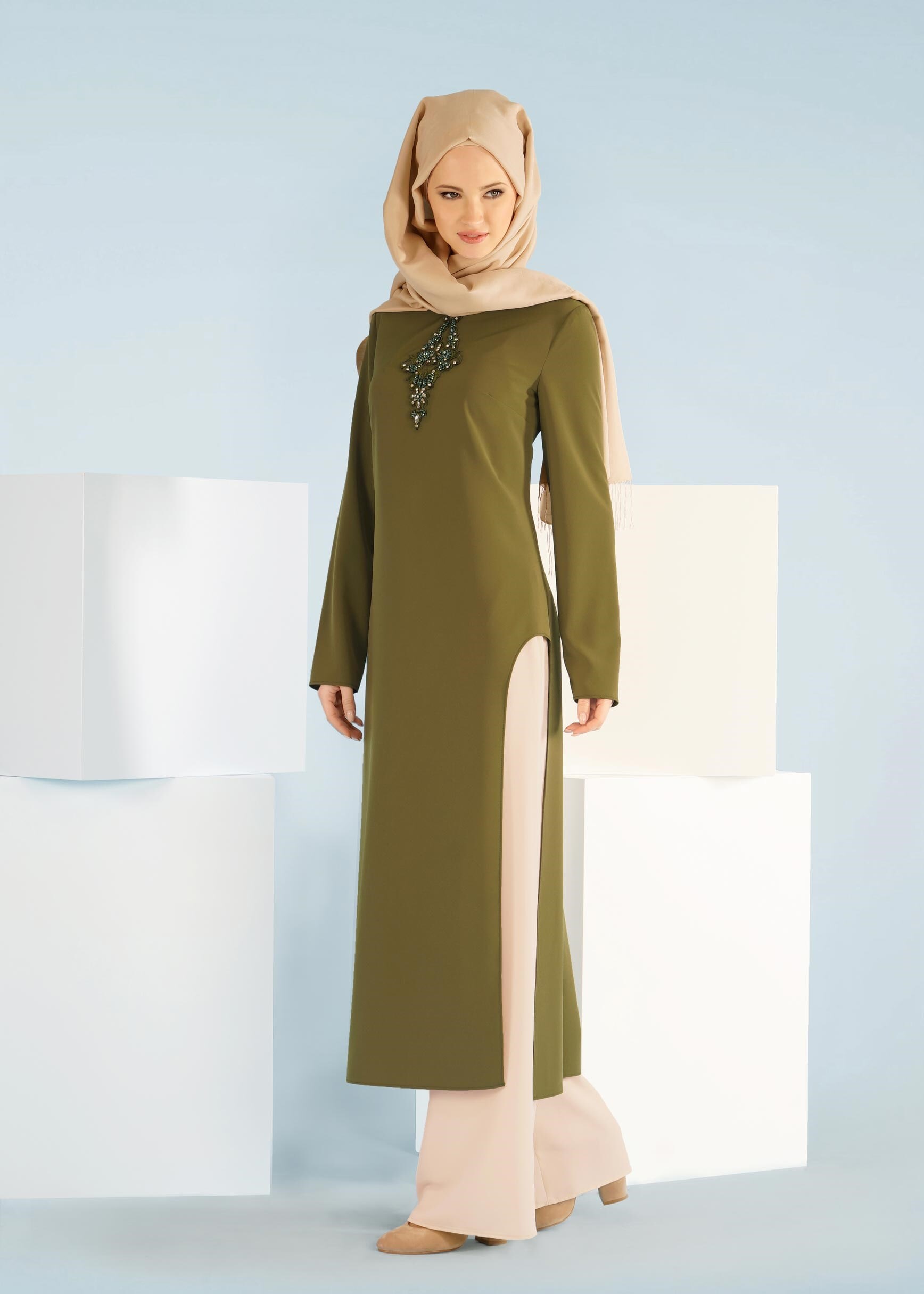 Tesettür giyim YEŞİL PANTOLONLU KREP TAKIM 3361P