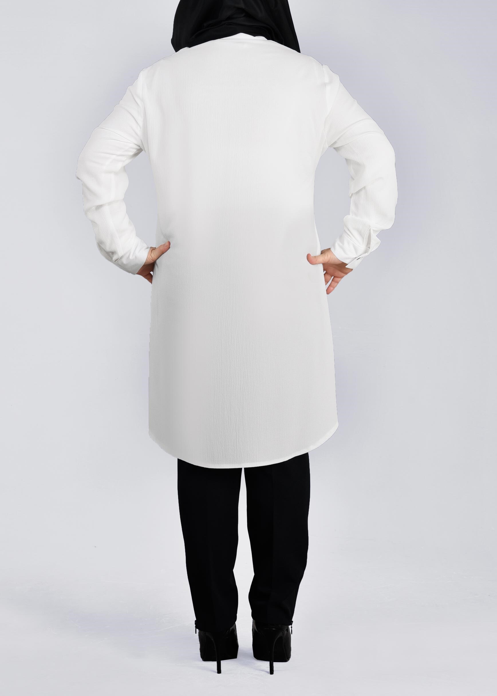 Tesettür giyim BEYAZ 2673 NİŞANTAŞI TUNİK 44/50 TEK42