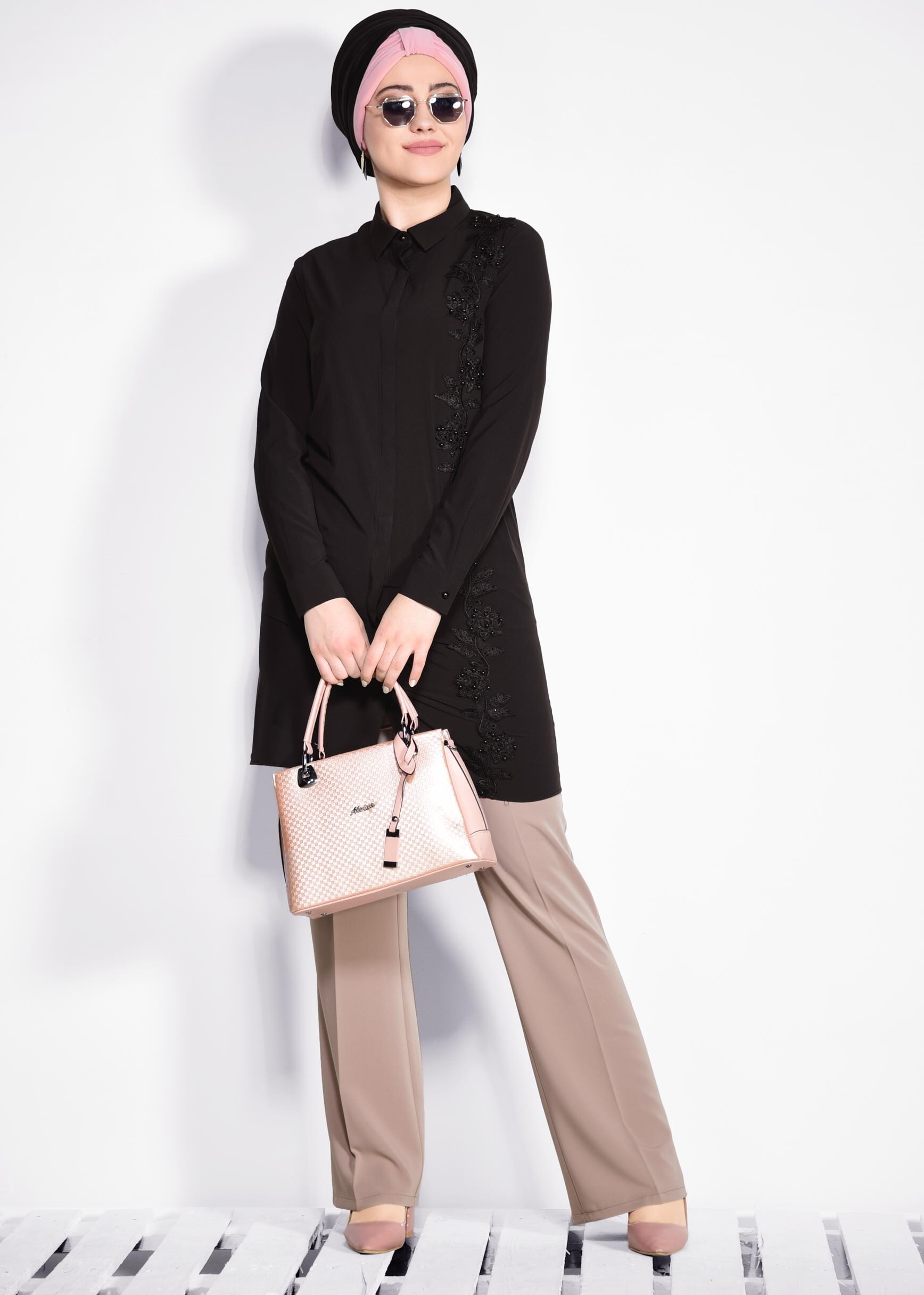 Tesettür giyim SİYAH 2694 NEW FESTİVAL TUNİK 44/50 TEK42