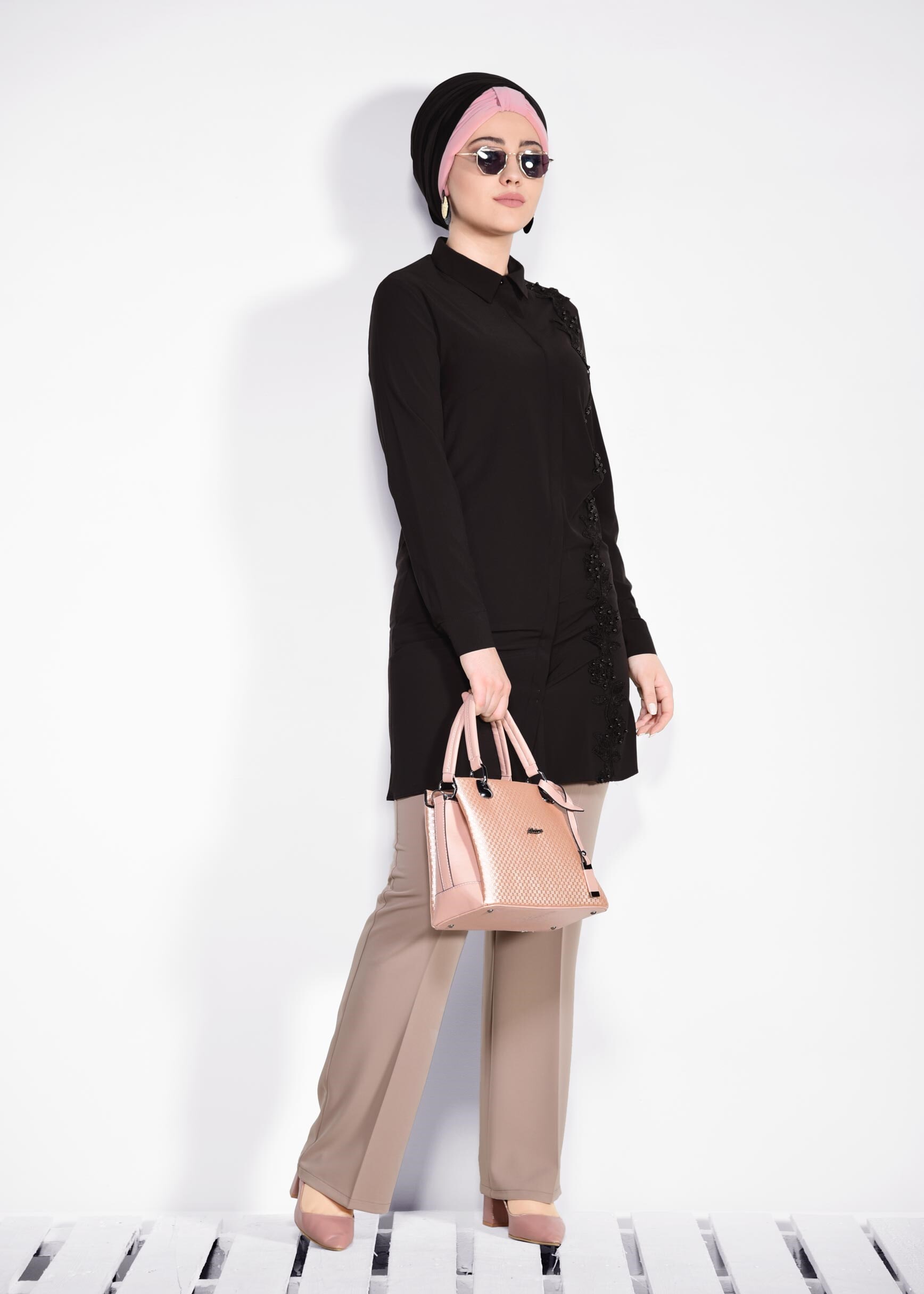 Tesettür giyim SİYAH 2694 NEW FESTİVAL TUNİK 44/50 TEK42