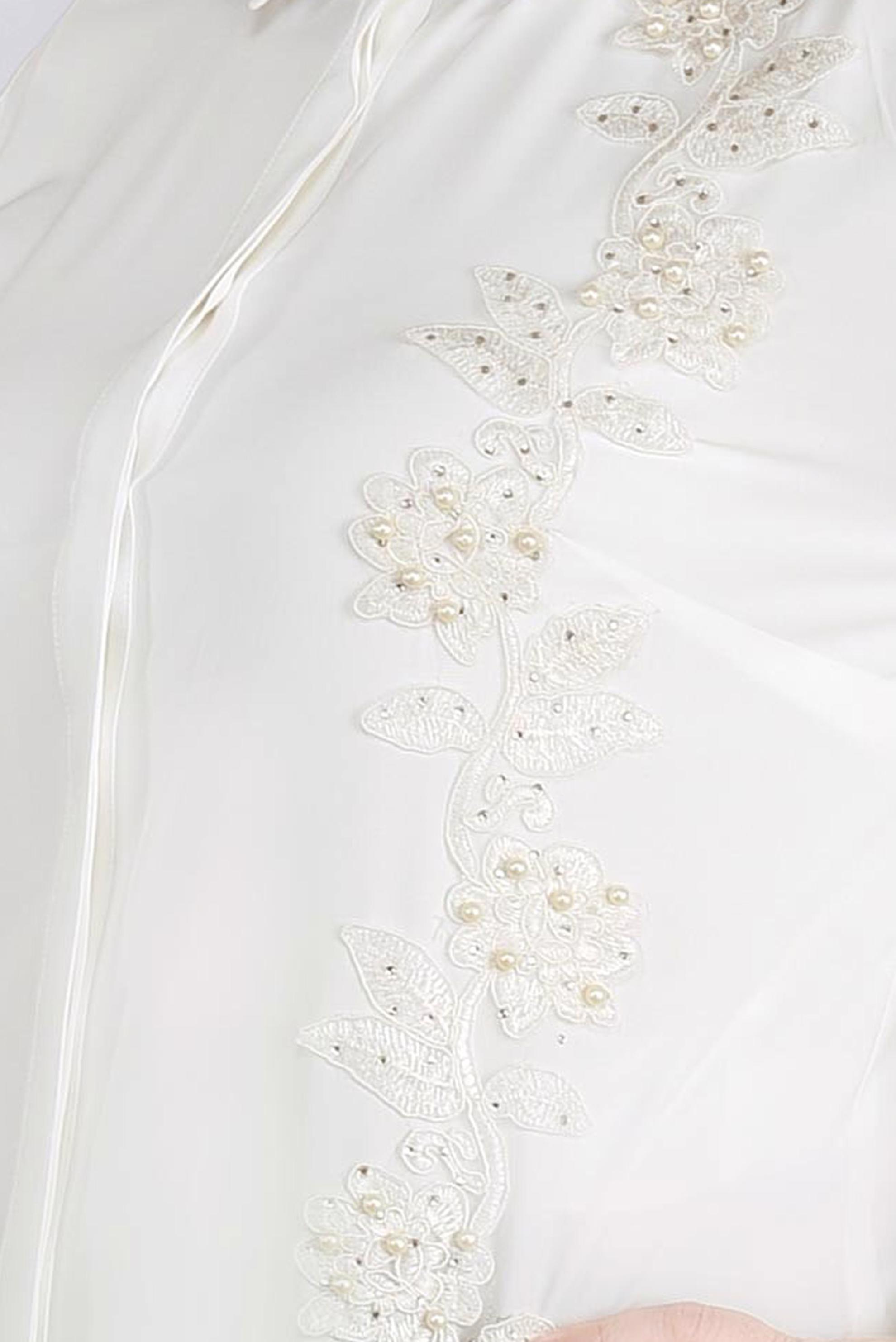 Tesettür giyim EKRU GÖMLEK YAKA NAKIŞLI TUNİK 2694