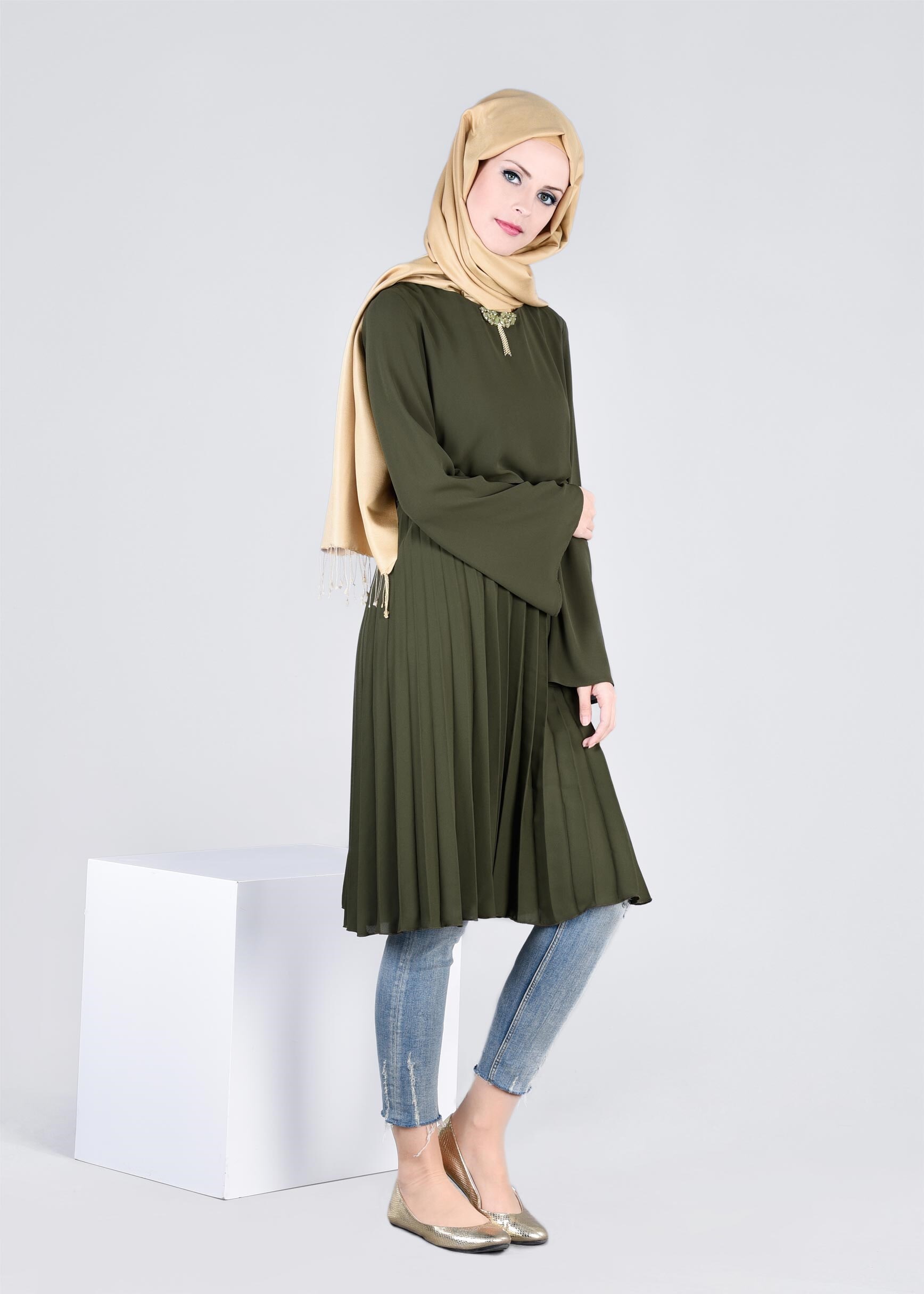 Tesettür giyim HAKİ 4092 ESİNTİ TUNİK 36/42 TEK38