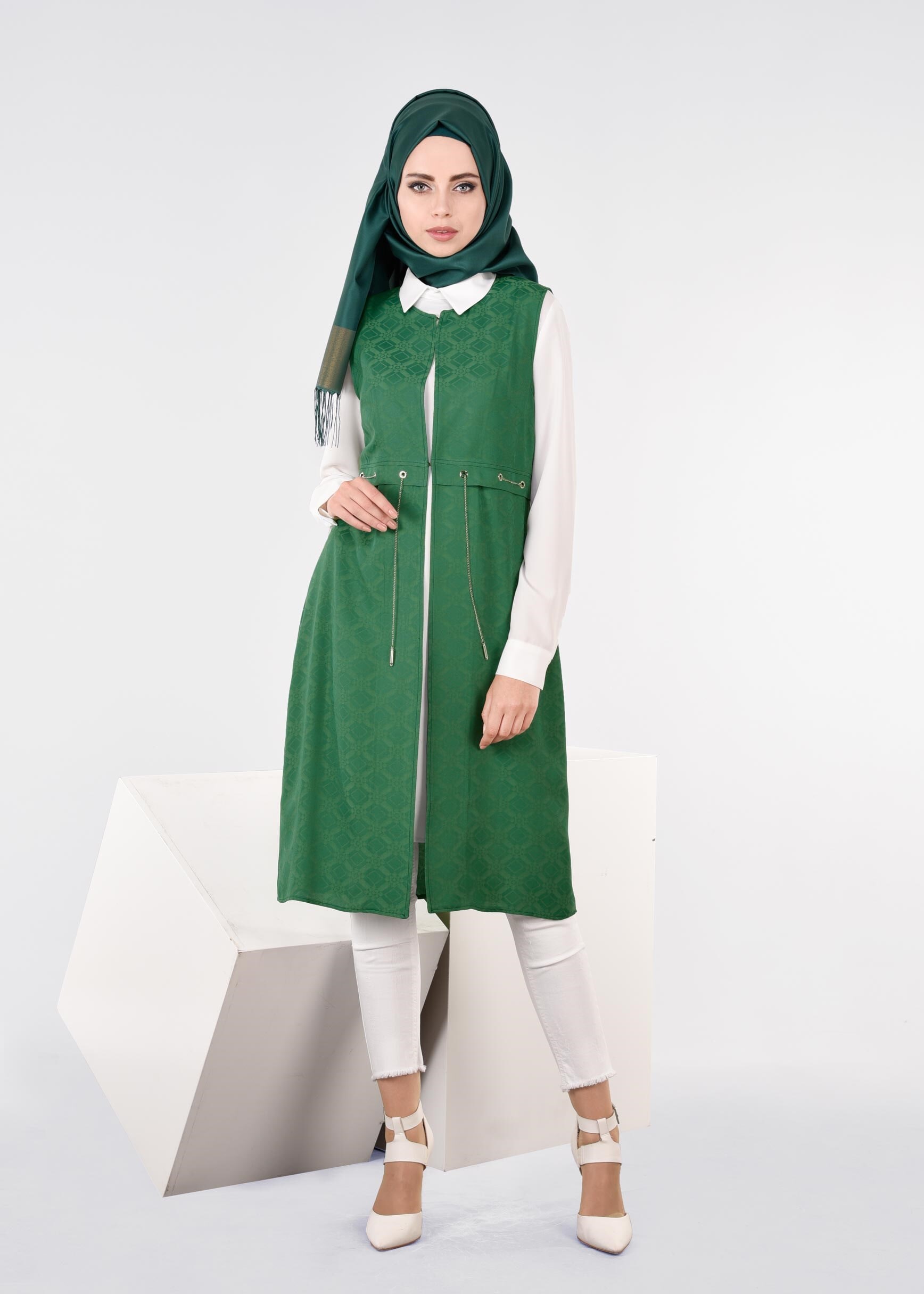 Tesettür giyim YEŞİL KUŞGÖZÜ DETAYLI İKİLİ TUNİK TAKIM 4444