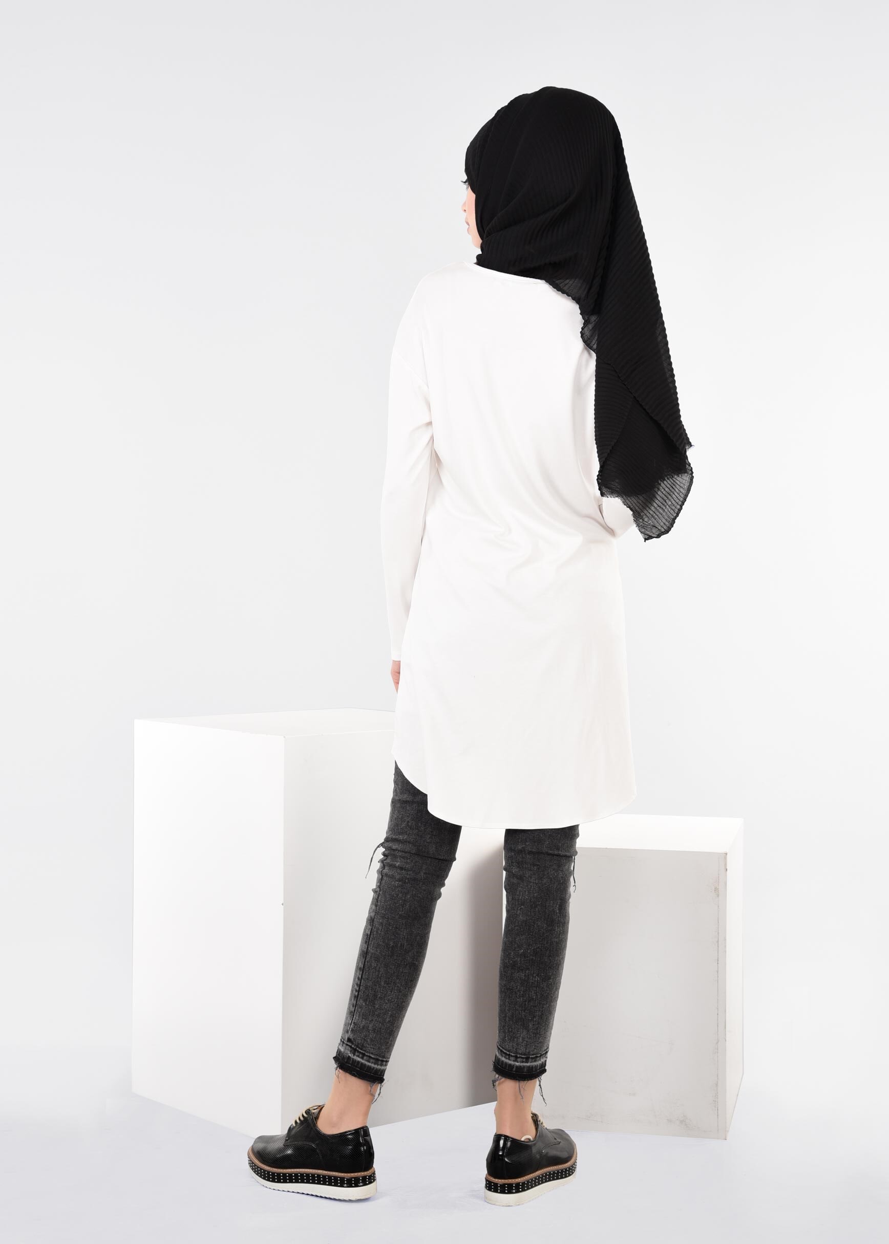 Tesettür giyim BEYAZ 4529 NEW VİSCON LYCRA TUNİK 38/46