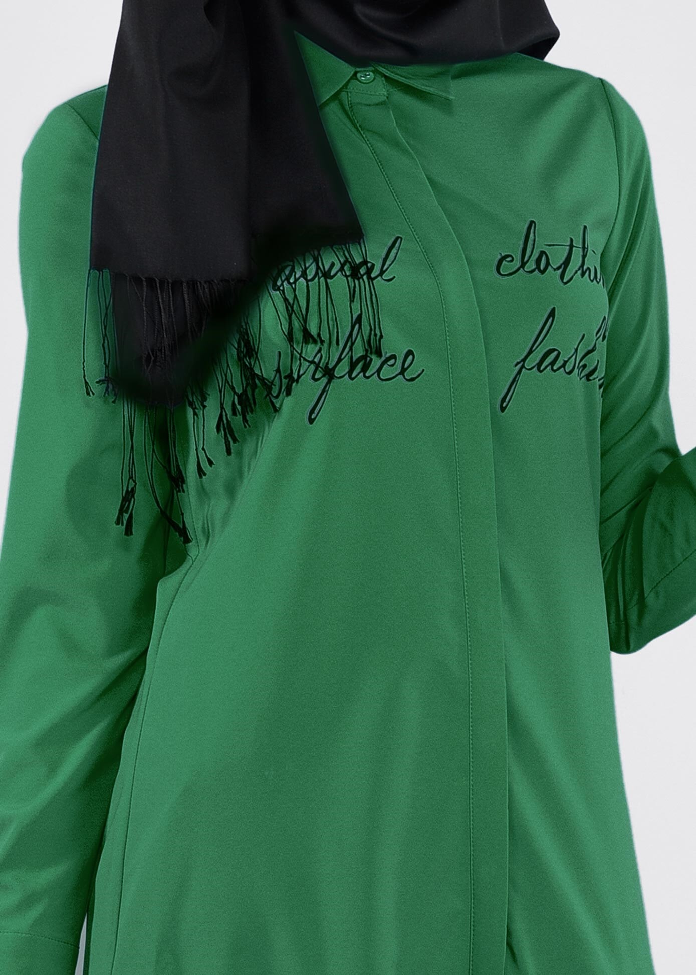 Tesettür giyim YEŞİL YAZI BASKILI TUNİK 4534