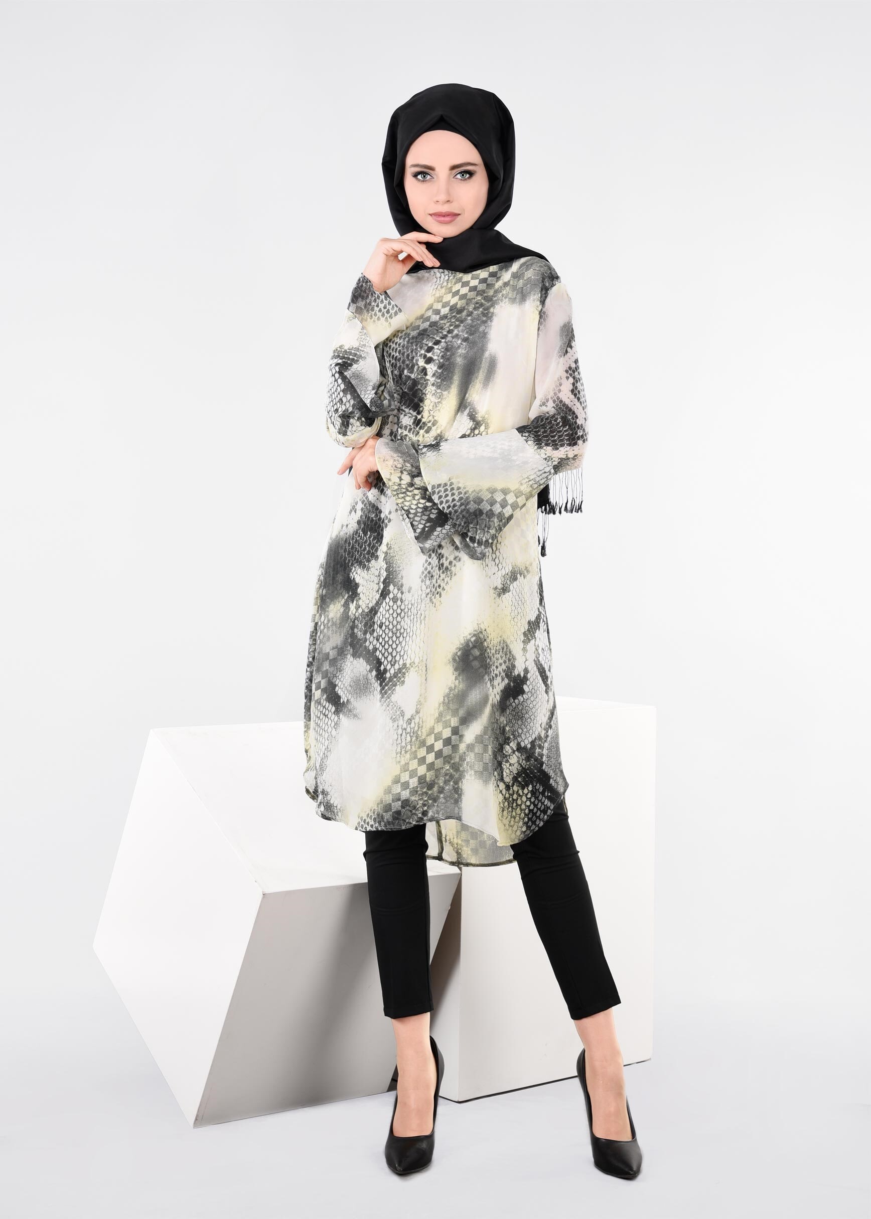 Tesettür giyim GRİ 4447-1 EVİTA 6465 TUNİK 40/48 TEK38