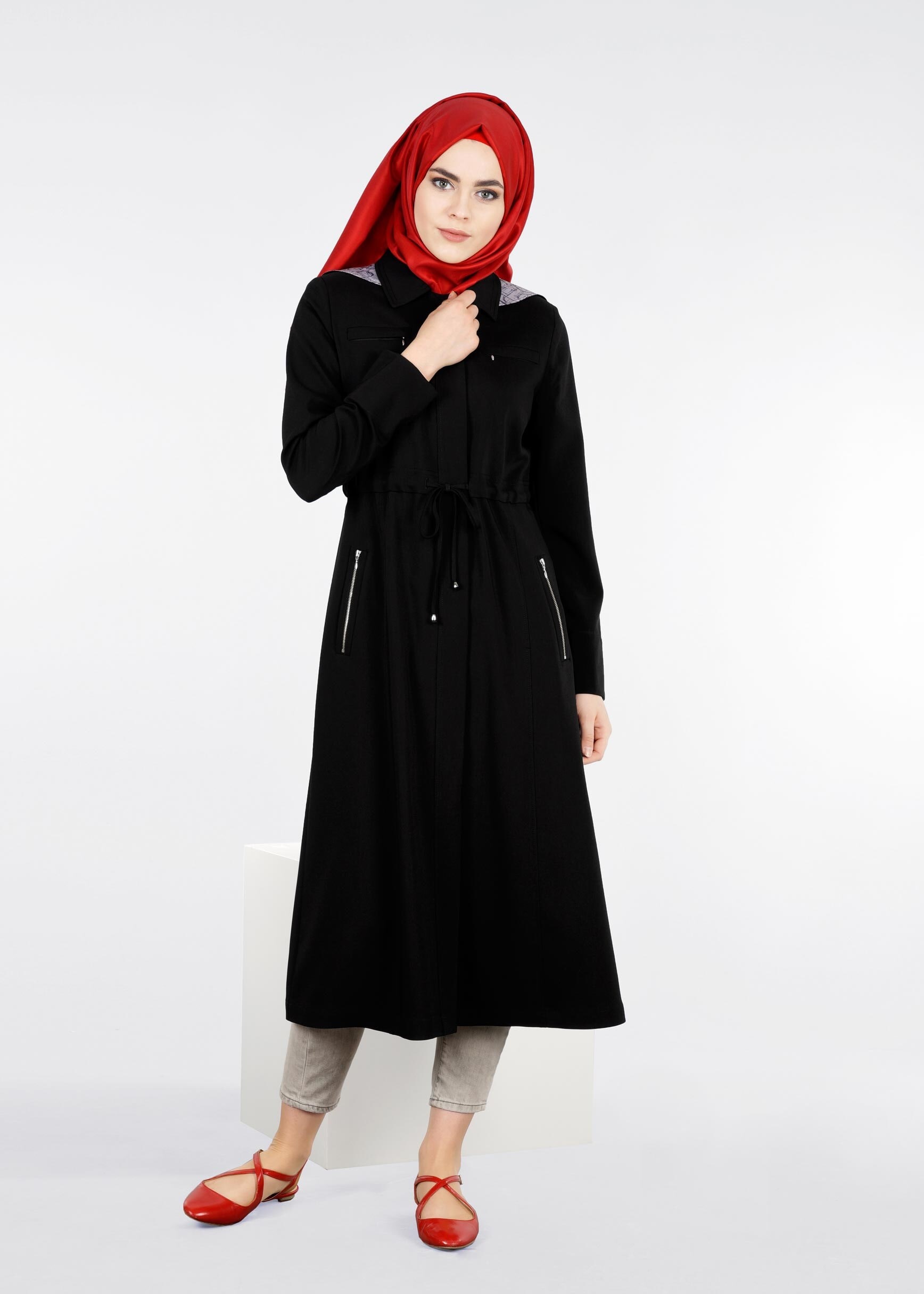 Tesettür giyim SİYAH 1017 STİL 8563 TRENCH 38/46 TEK40-42