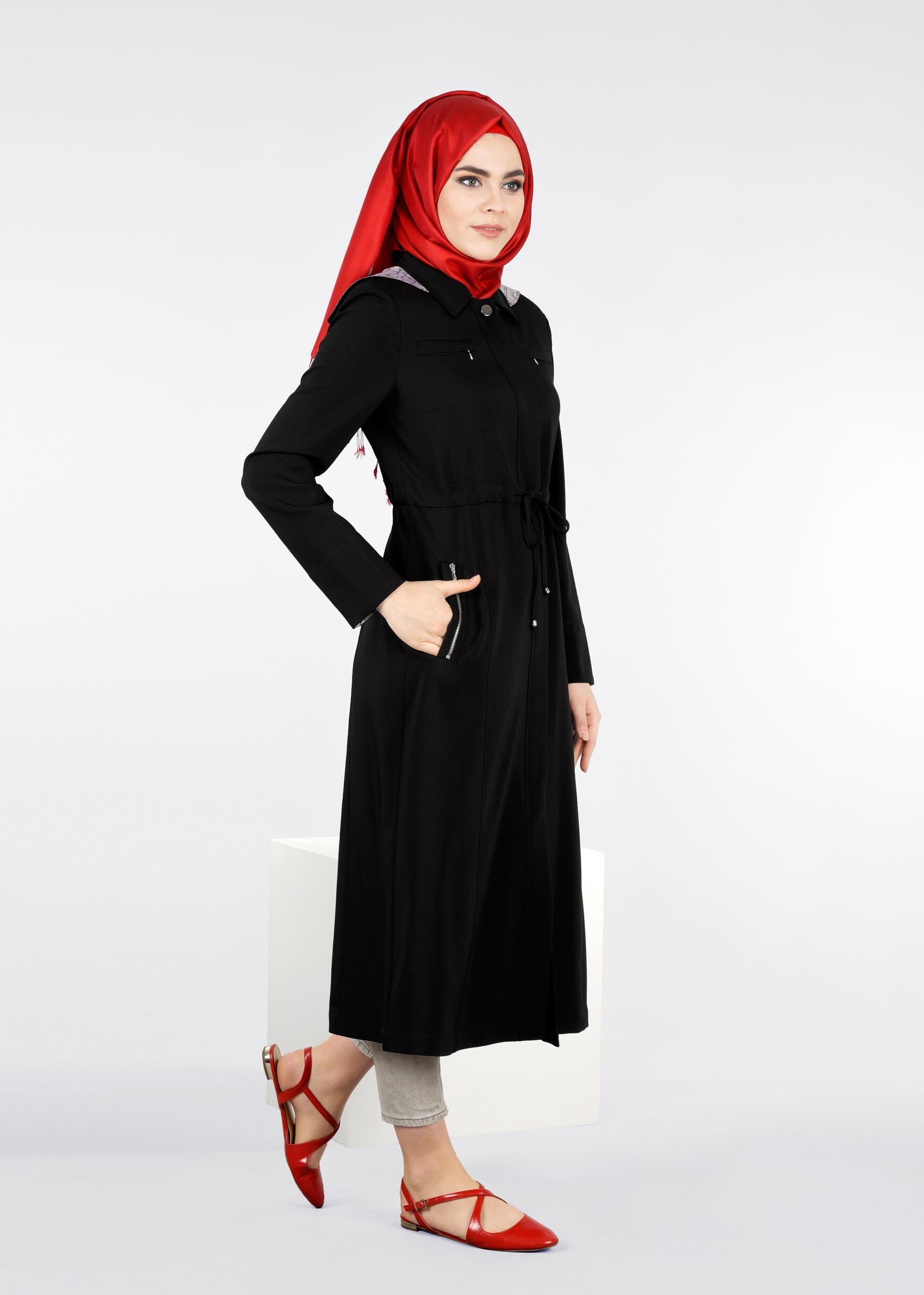 Tesettür giyim SİYAH 1017 STİL 8563 TRENCH 38/46 TEK40-42