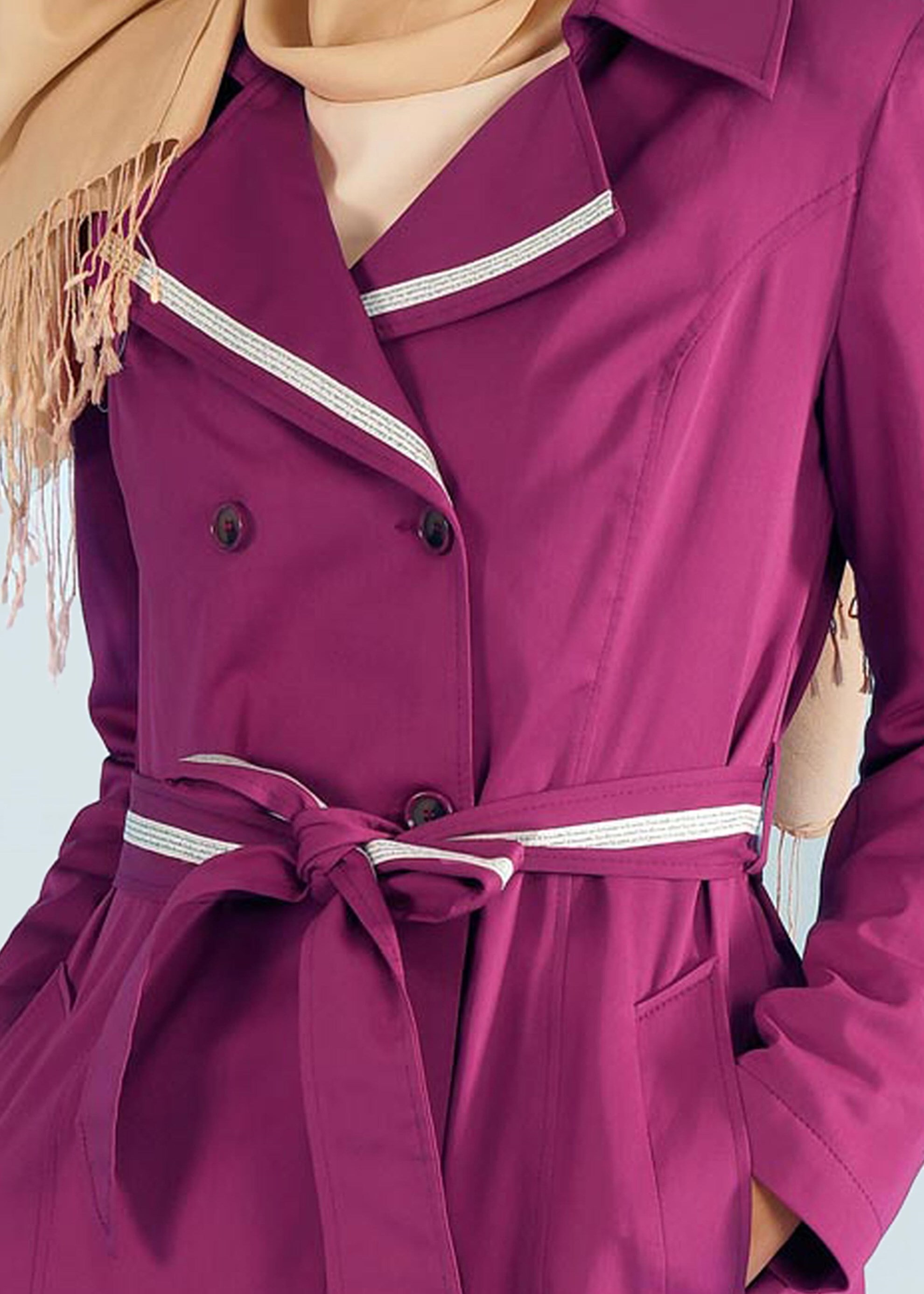 Tesettür giyim FUŞYA YAKASI TAŞLI DÜĞMELİ TRENÇKOT 1020