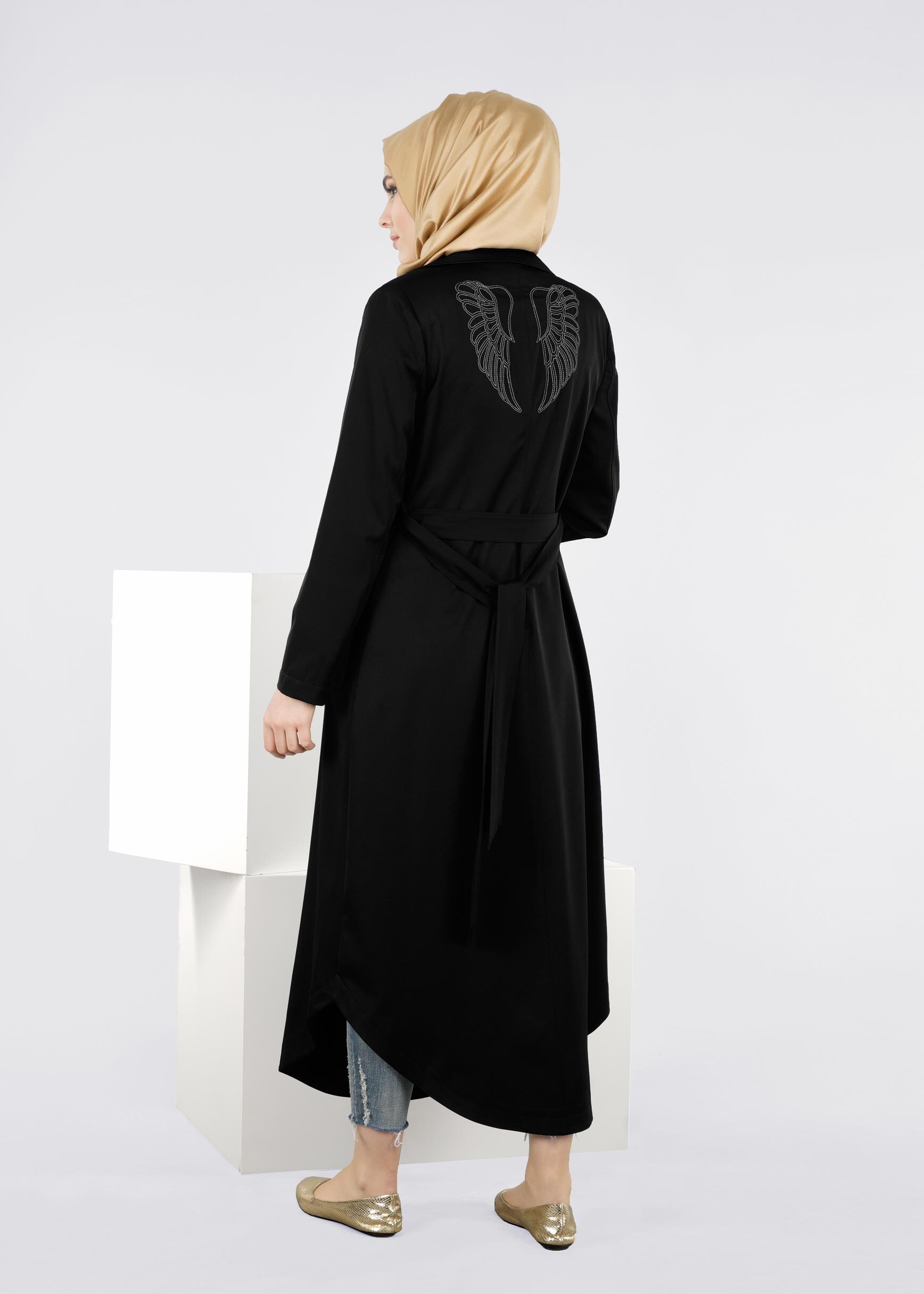 Tesettür giyim SİYAH KUŞAKLI BASKILI TRENÇKOT 1021 