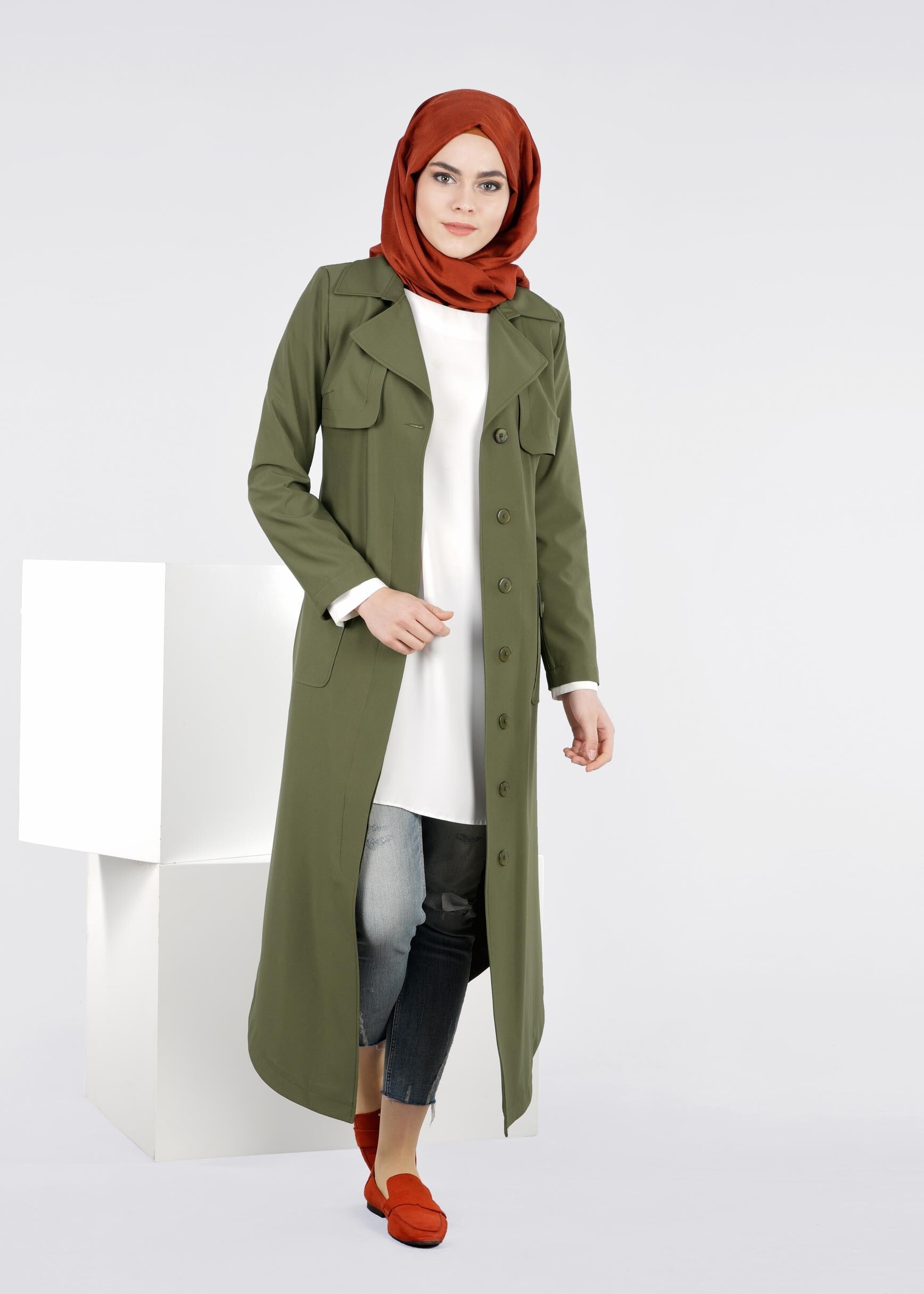 Tesettür giyim HAKİ KUŞAKLI BASKILI TRENÇKOT 1021 