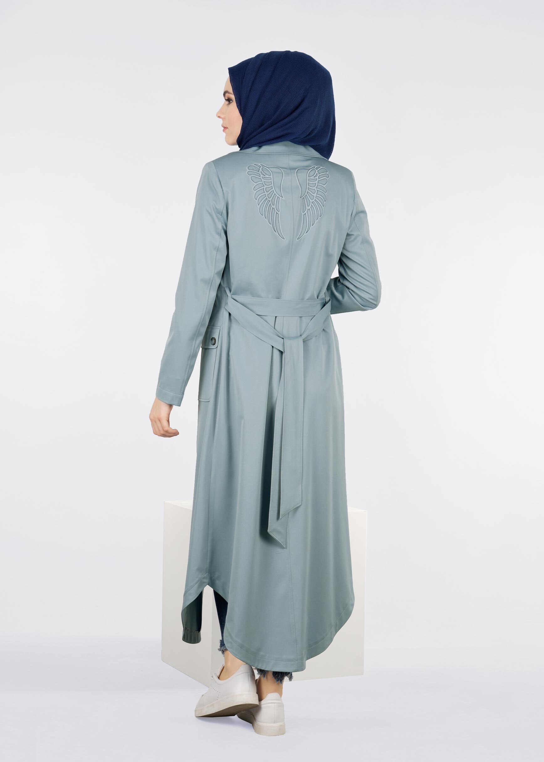 Tesettür giyim MAVİ KUŞAKLI BASKILI TRENÇKOT 1021 