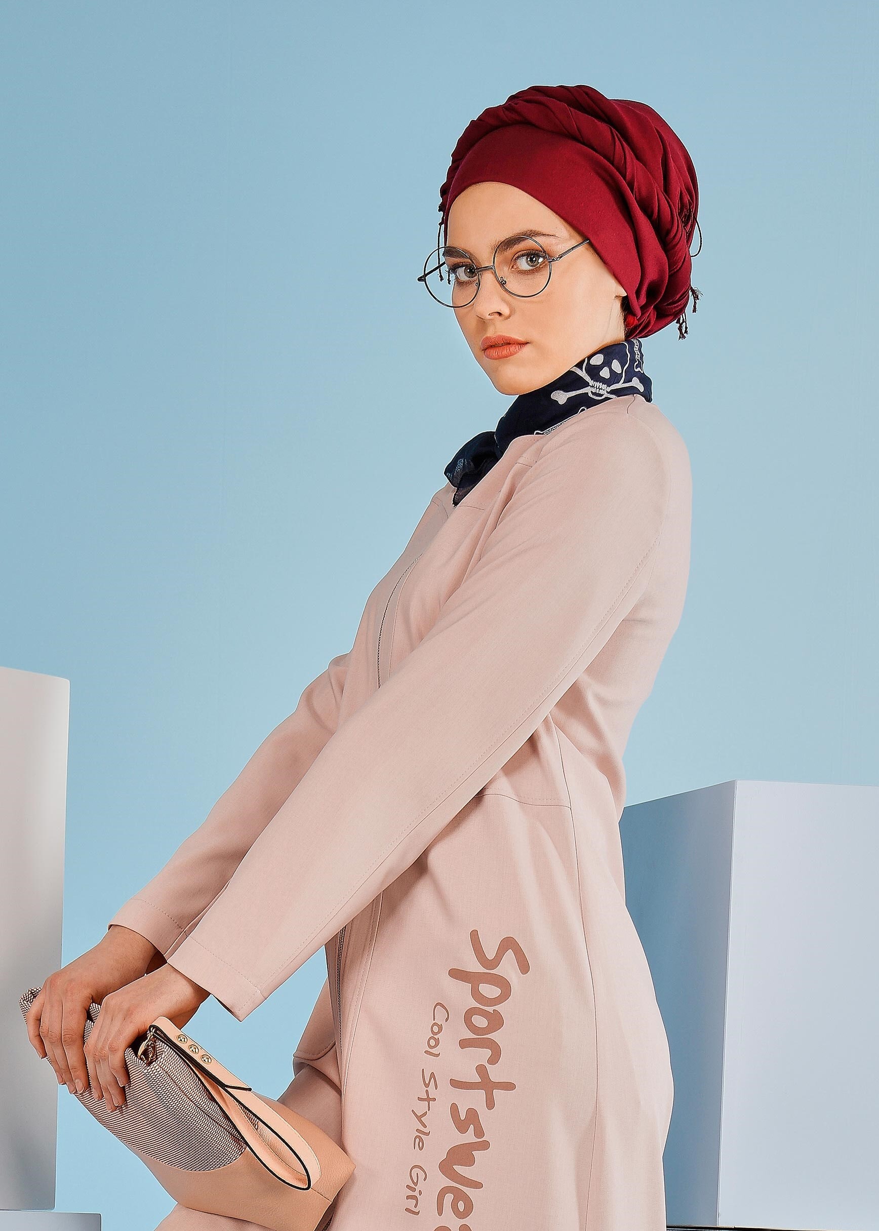 Tesettür giyim PUDRA YAZI DETAYLI FERMUARLI TRENÇKOT 1025