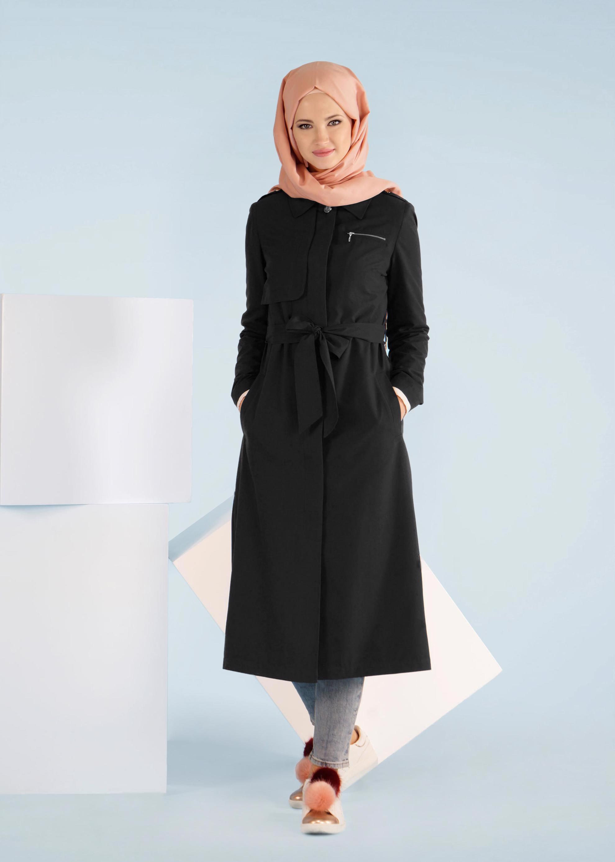 Tesettür giyim SİYAH ARKADAN DÜĞMELİ KUŞAKLI TRENÇKOT 1031