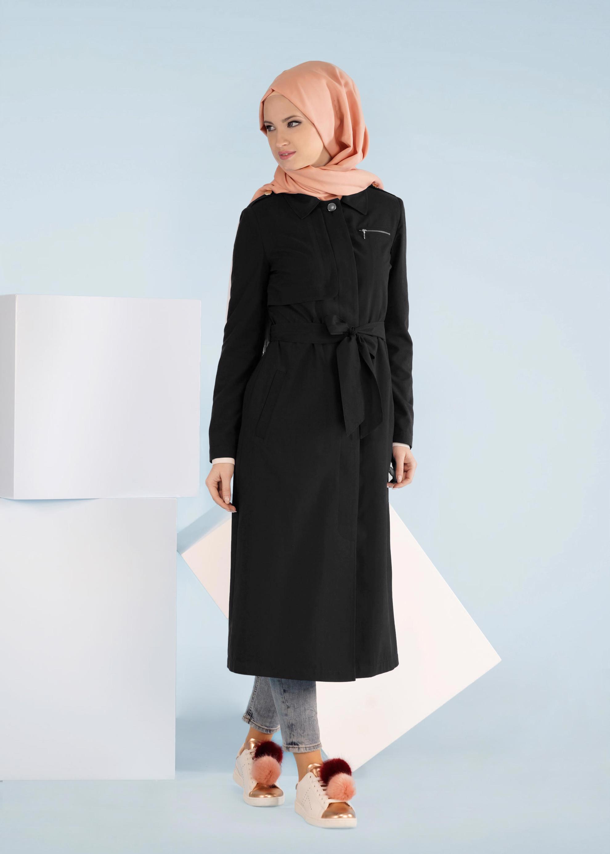 Tesettür giyim SİYAH ARKADAN DÜĞMELİ KUŞAKLI TRENÇKOT 1031
