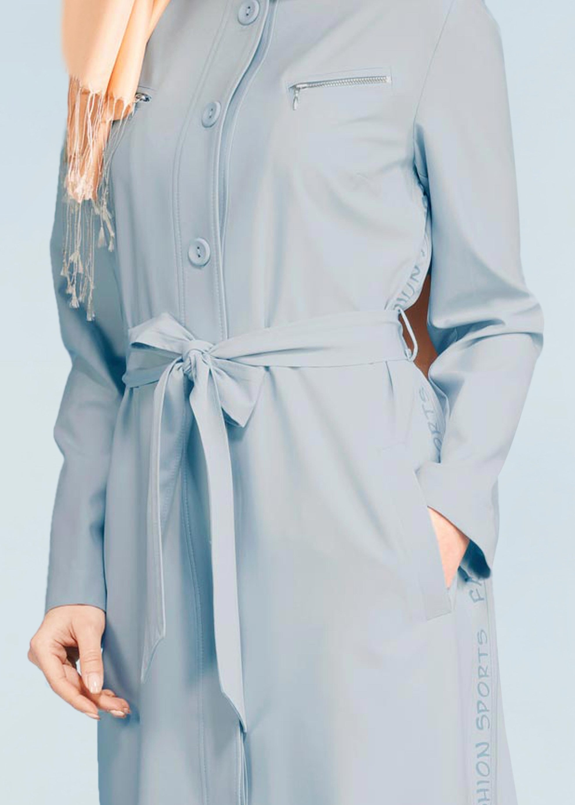 Tesettür giyim MAVİ KUŞAKLI ÖNÜ CEPLİ TRENÇKOT 1042