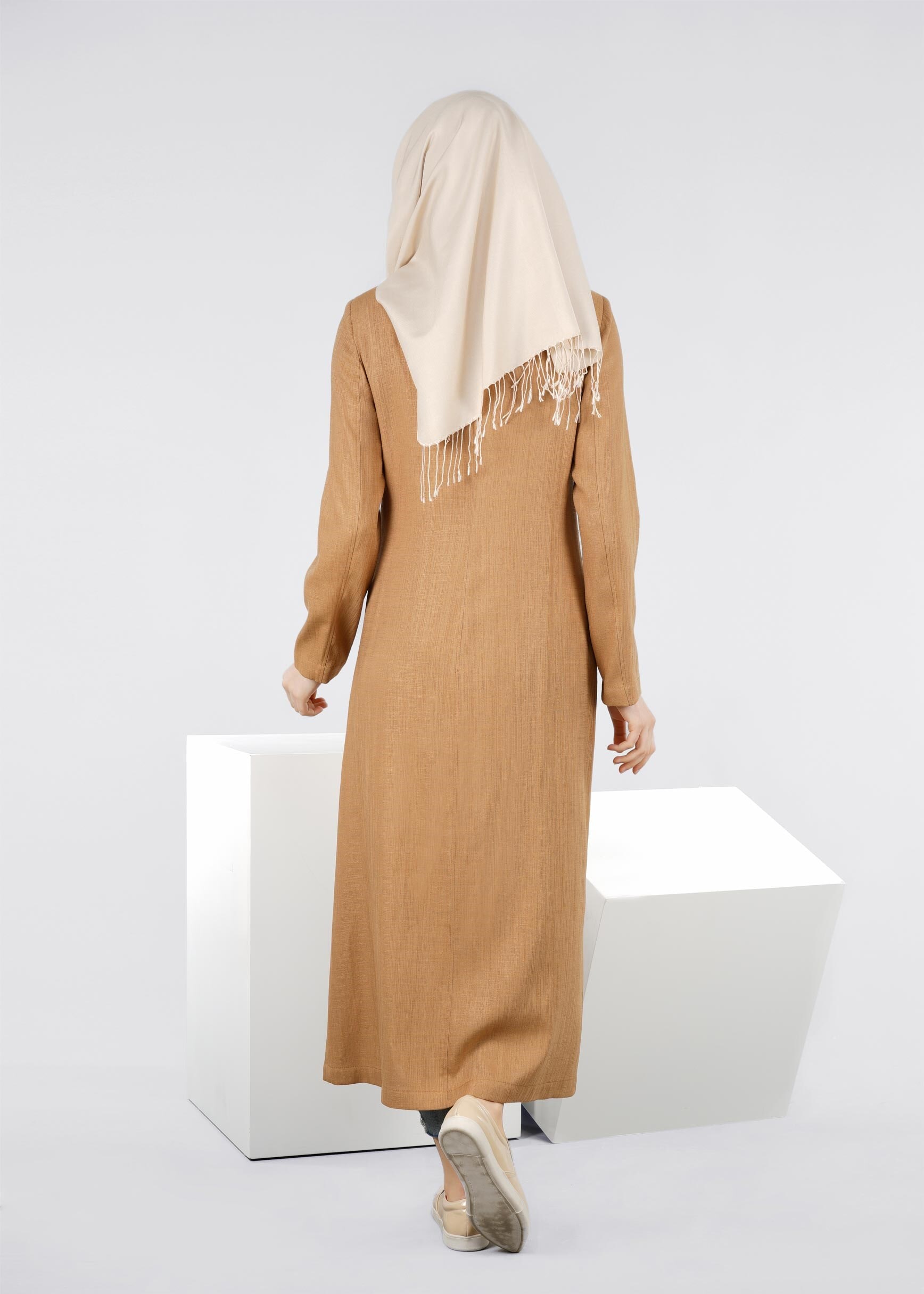 Tesettür giyim KAHVE ÖNÜ BASKILI FERMUARLI TRENÇKOT 1050