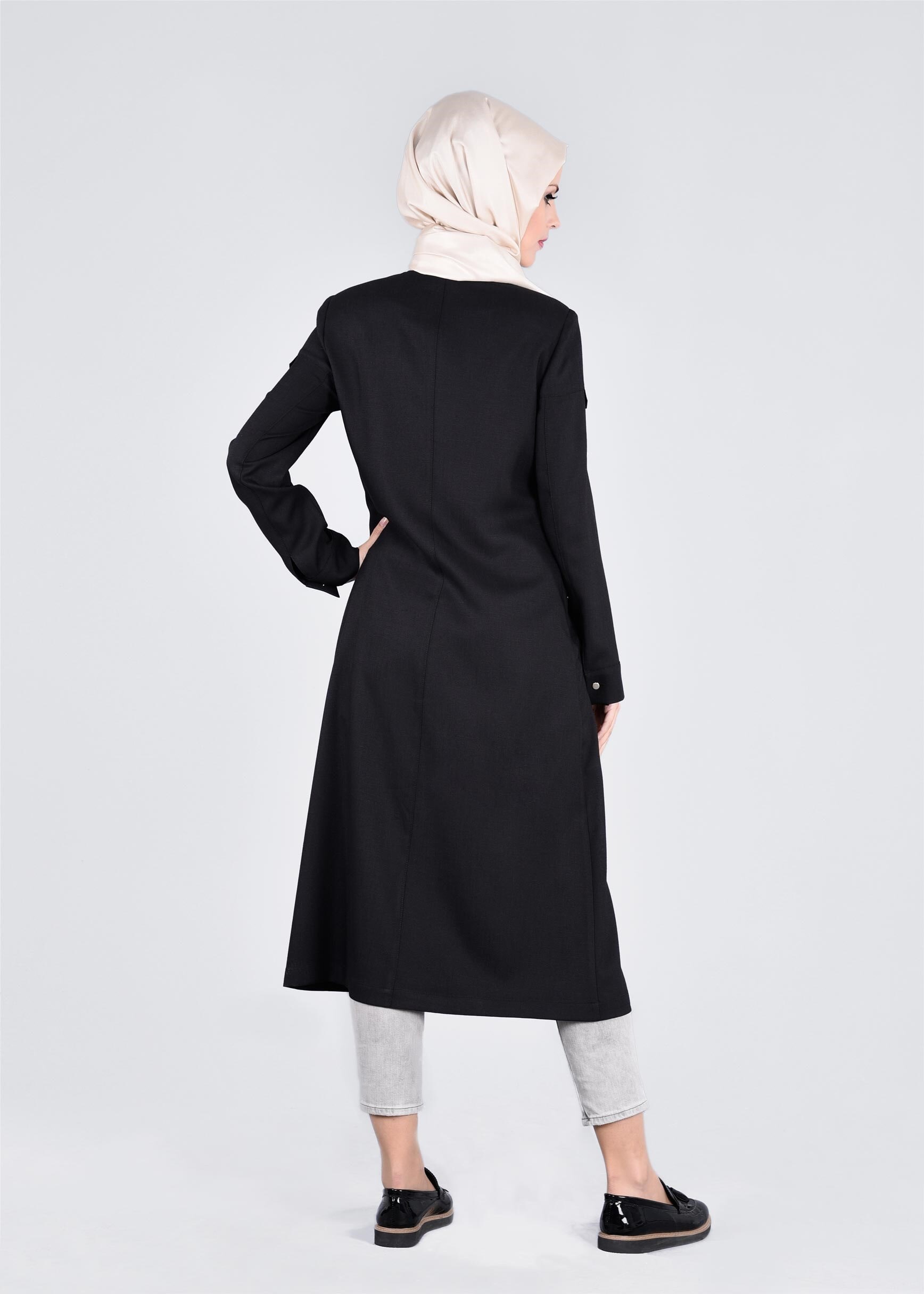 Tesettür giyim SİYAH FERMUARLI CEPLİ TRENÇKOT 1062 