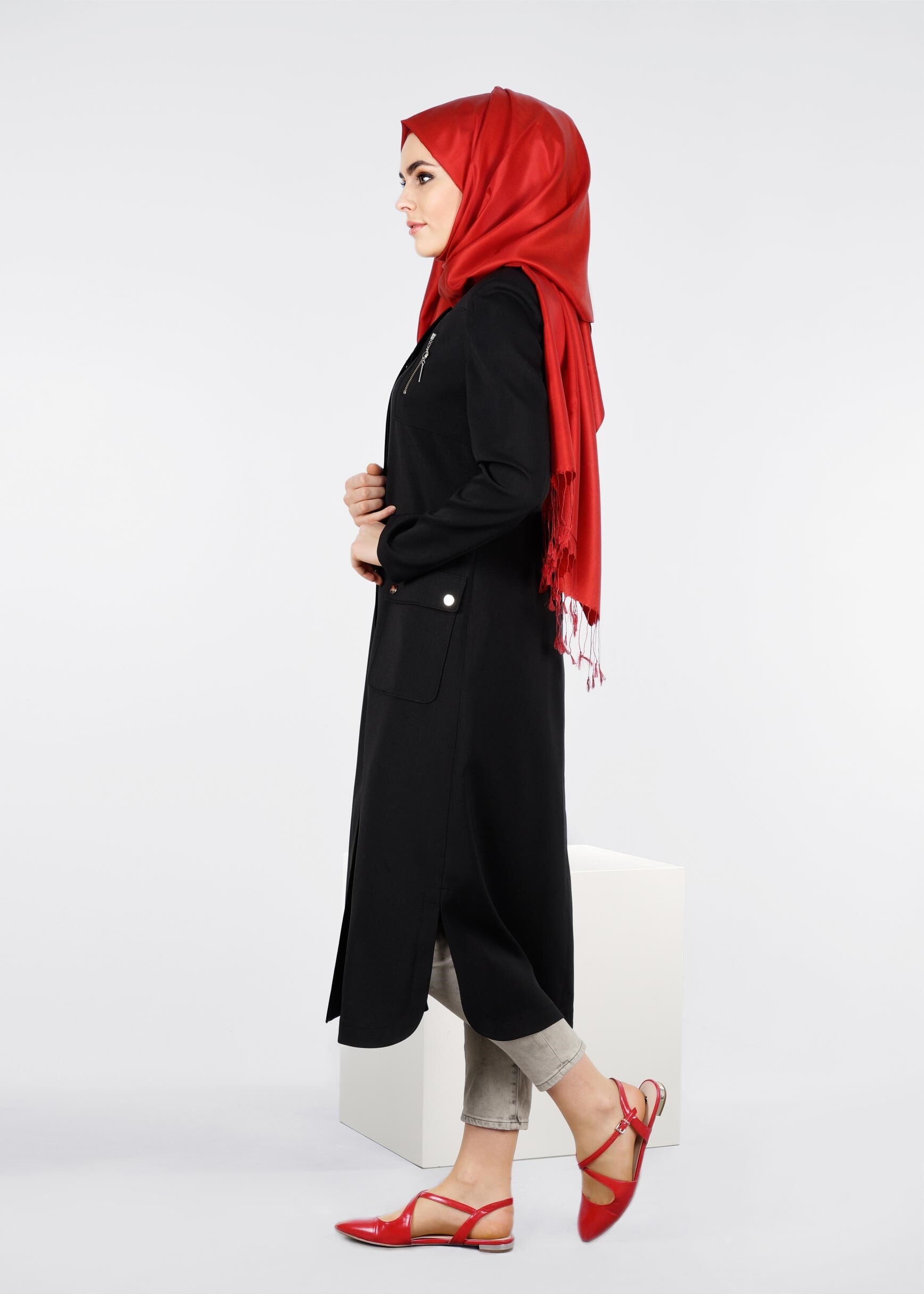 Tesettür giyim SİYAH FERMUARLI DÜZ TRENÇKOT 1066 