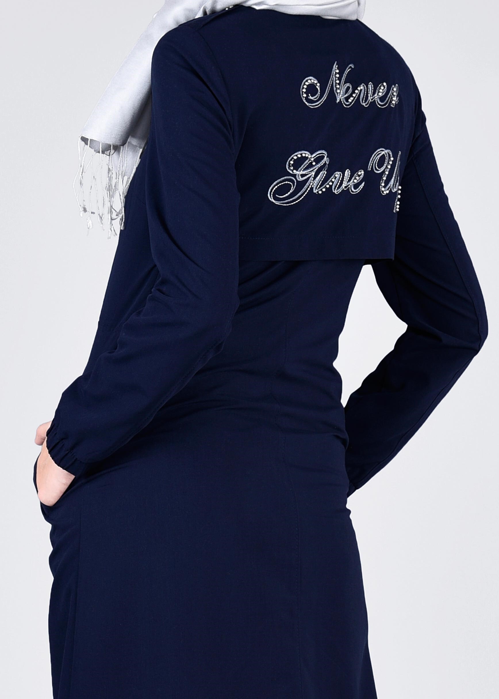 Tesettür giyim LACİVERT BASKILI TRENÇKOT 1067