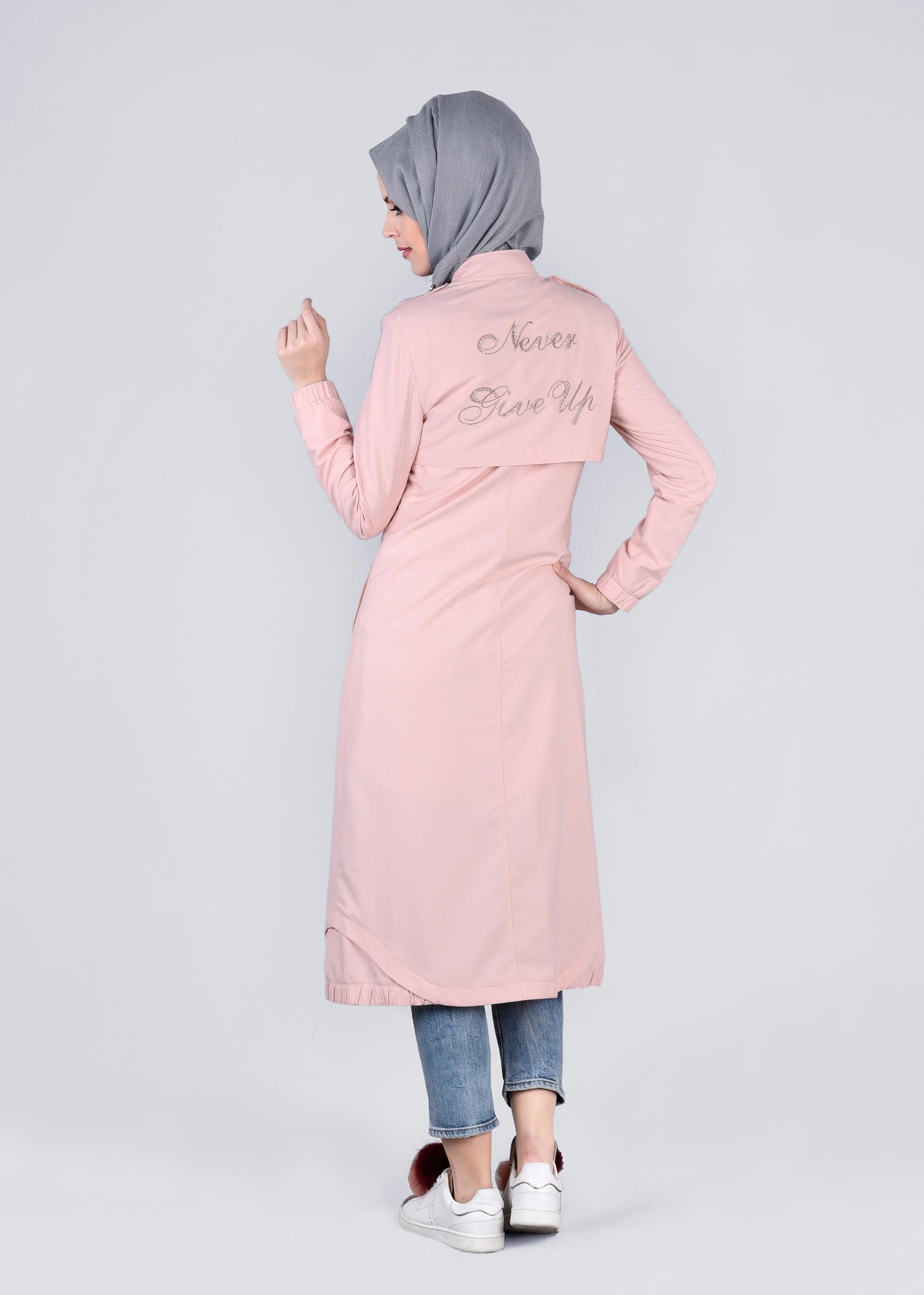 Tesettür giyim PUDRA BASKILI TRENÇKOT 1067