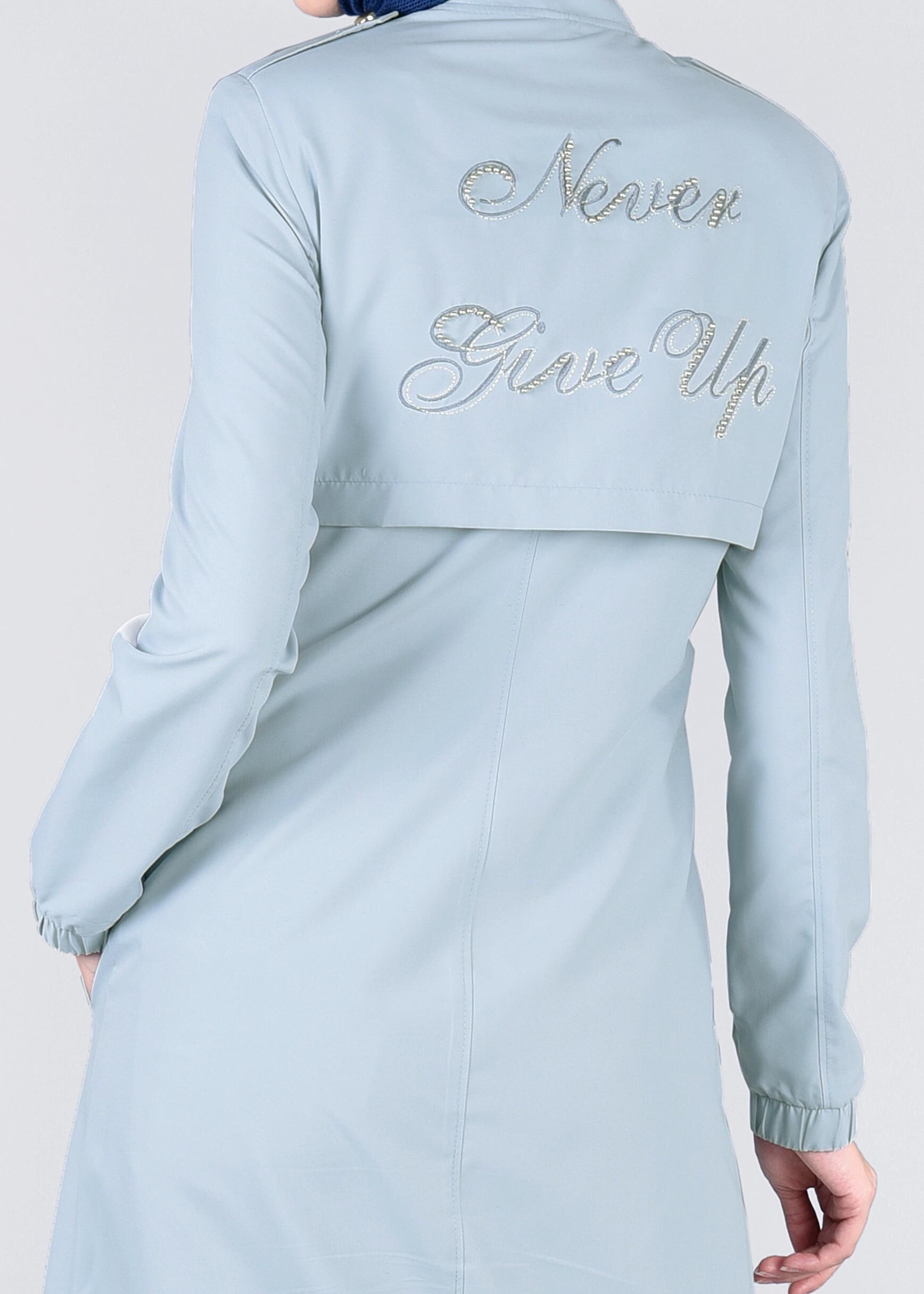 Tesettür giyim MAVİ BASKILI TRENÇKOT 1067