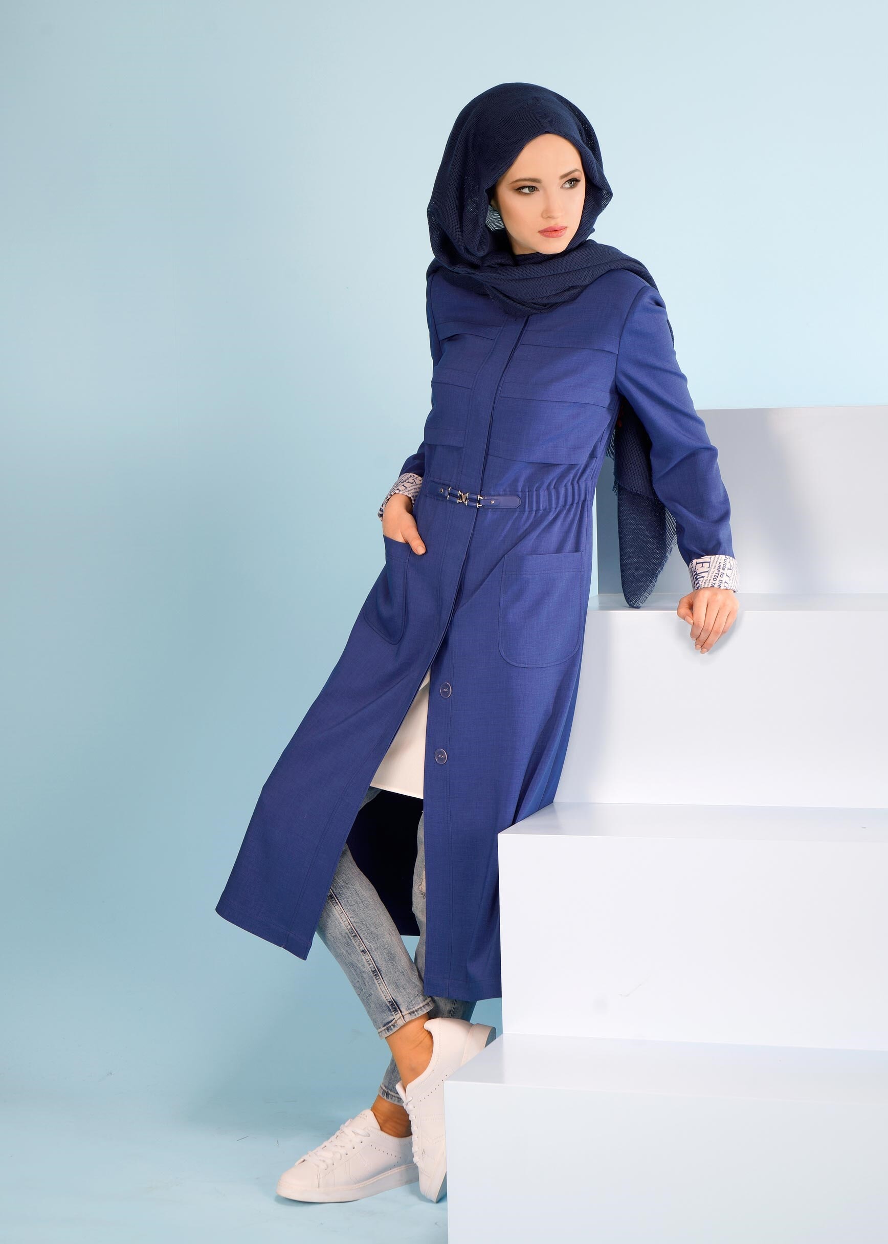 Tesettür giyim LACİVERT KEMERLİ TRENÇKOT 1073