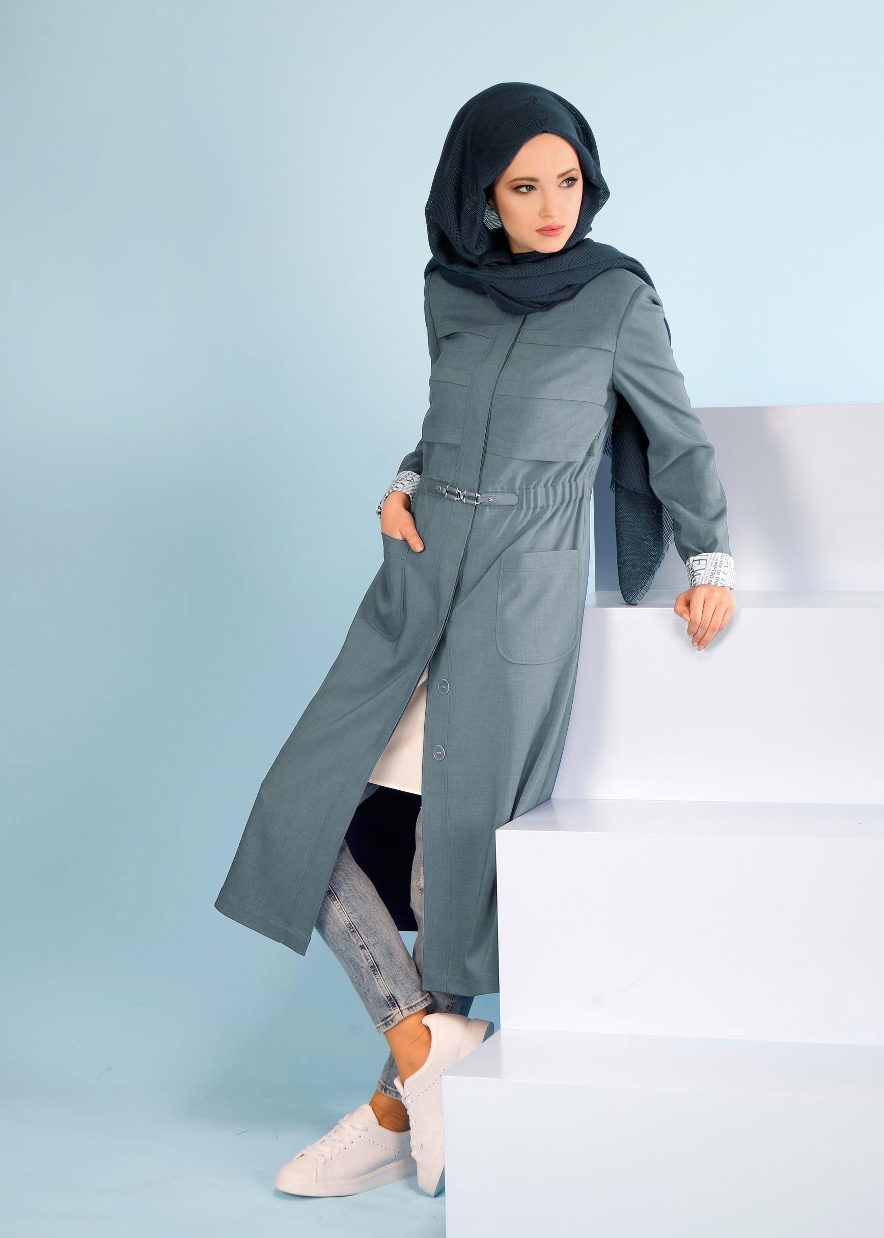 Tesettür giyim MAVİ KEMERLİ TRENÇKOT 1073