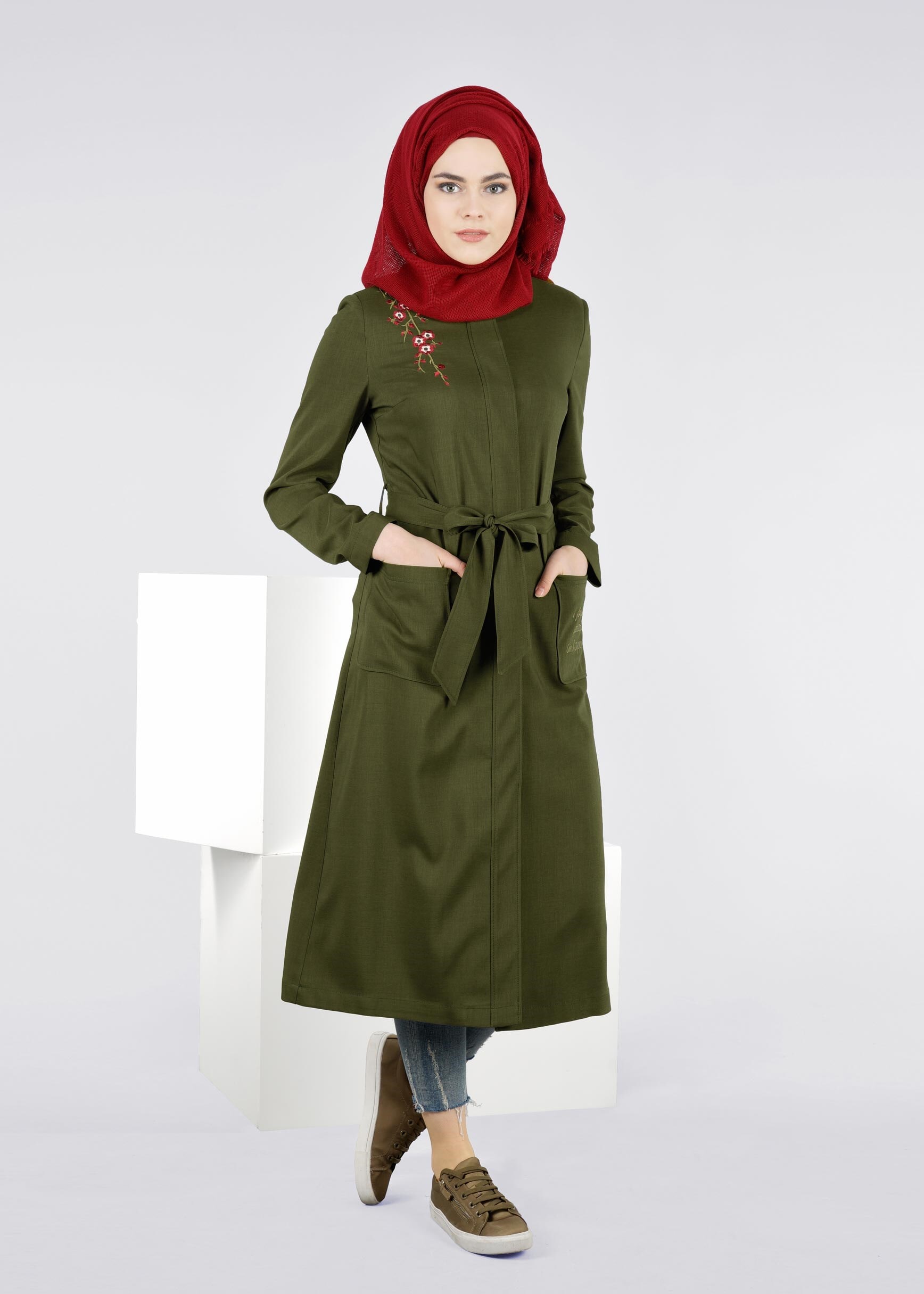 Tesettür giyim HAKİ NAKIŞLI KUŞAKLI TRENÇKOT 1080