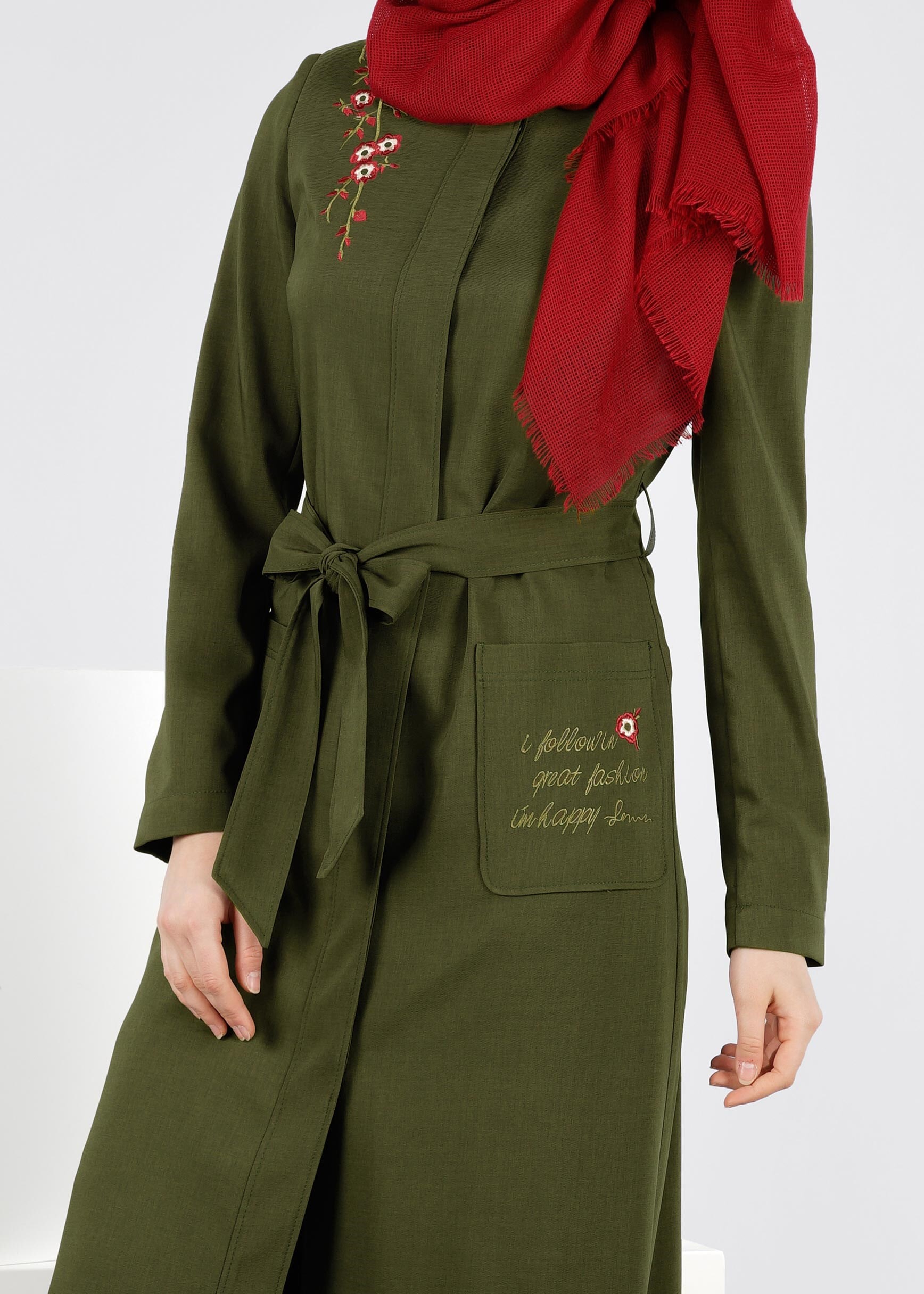 Tesettür giyim HAKİ NAKIŞLI KUŞAKLI TRENÇKOT 1080