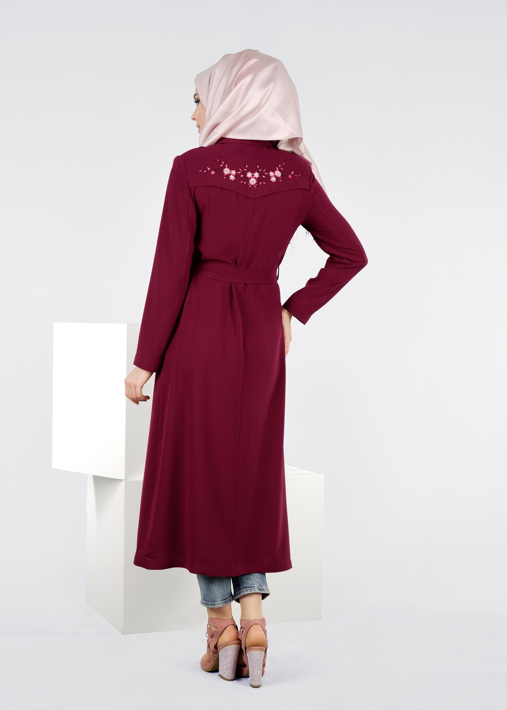 Tesettür giyim BORDO KUŞAKLI TRENÇKOT 1095 