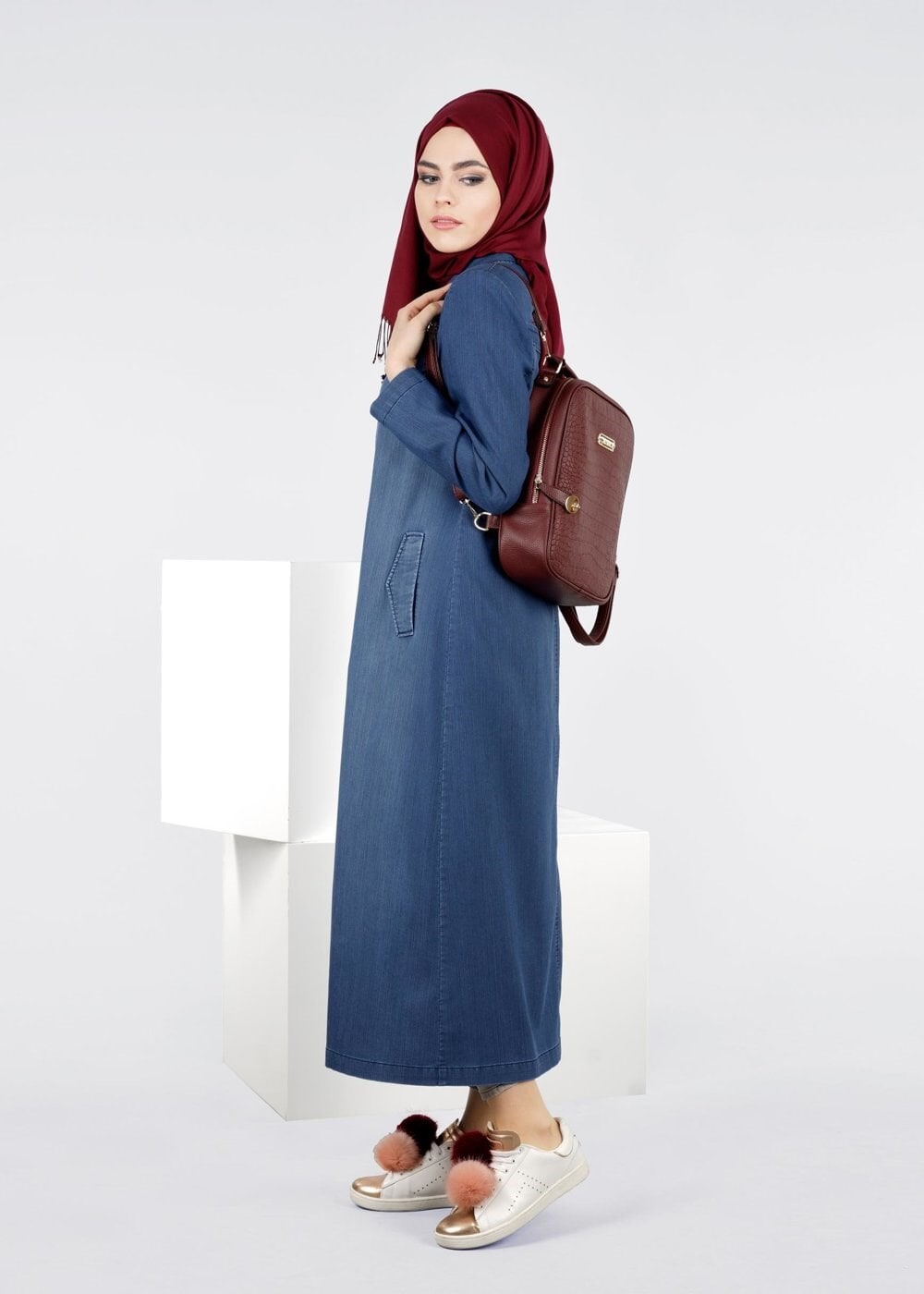 Tesettür giyim LACİVERT NAKIŞLI DÜĞMELİ KOT KUMAŞ TRENÇKOT 1096 