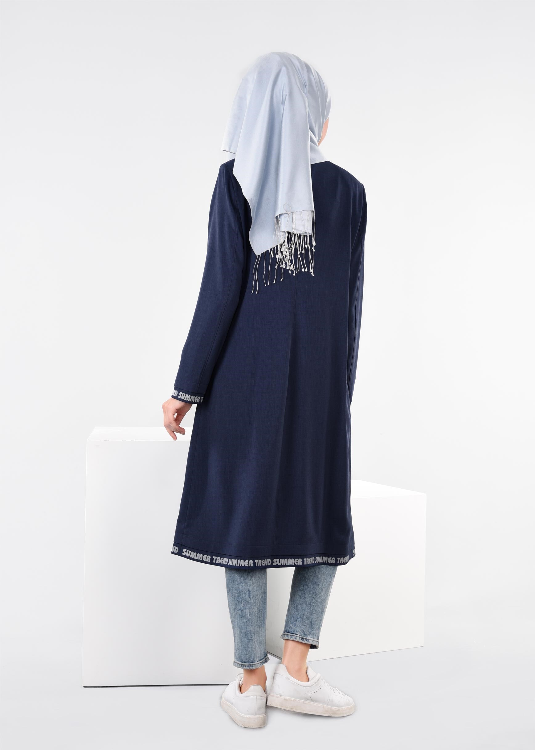 Tesettür giyim LACİVERT YAZI DETAYLI ÇITÇITLI TUNİK 1104