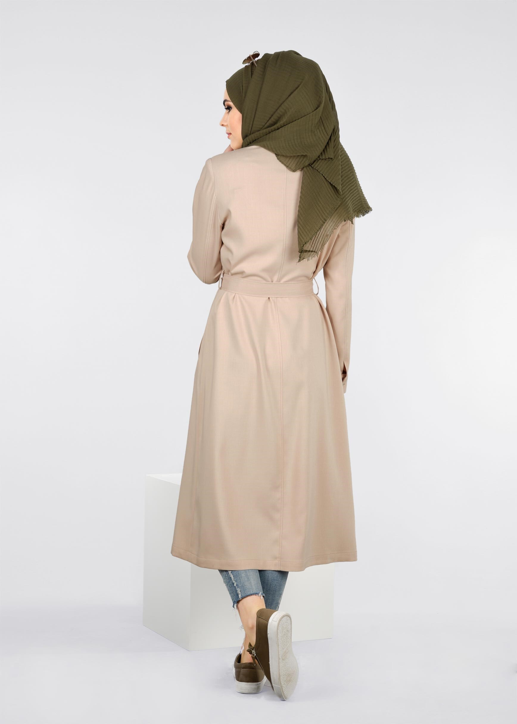 Tesettür giyim BEJ FERMUARLI BELDEN BAĞLAMALI GÜL DETAYLI TUNİK 1105