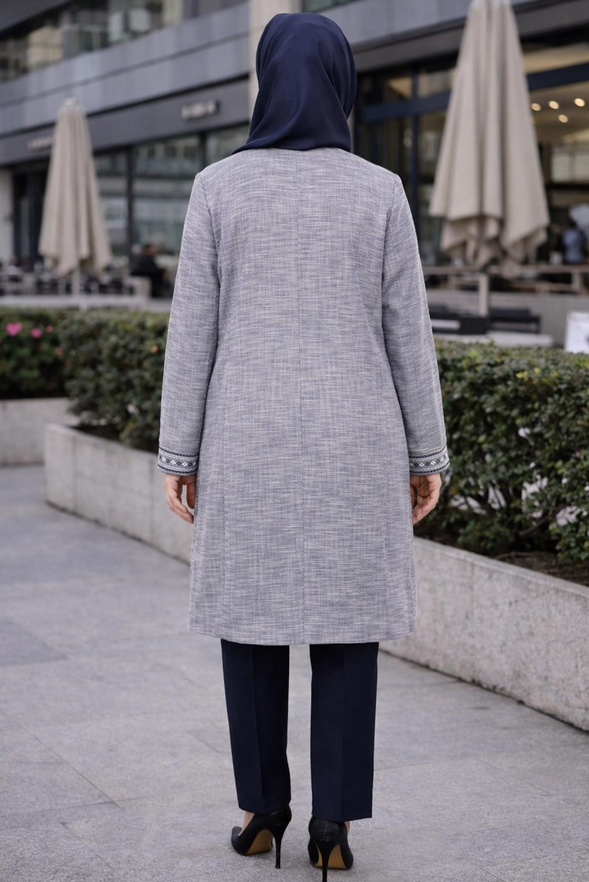 Tesettür giyim LACİVERT NAKIŞLI BİSİKLET YAKA TRENÇKOT 1115