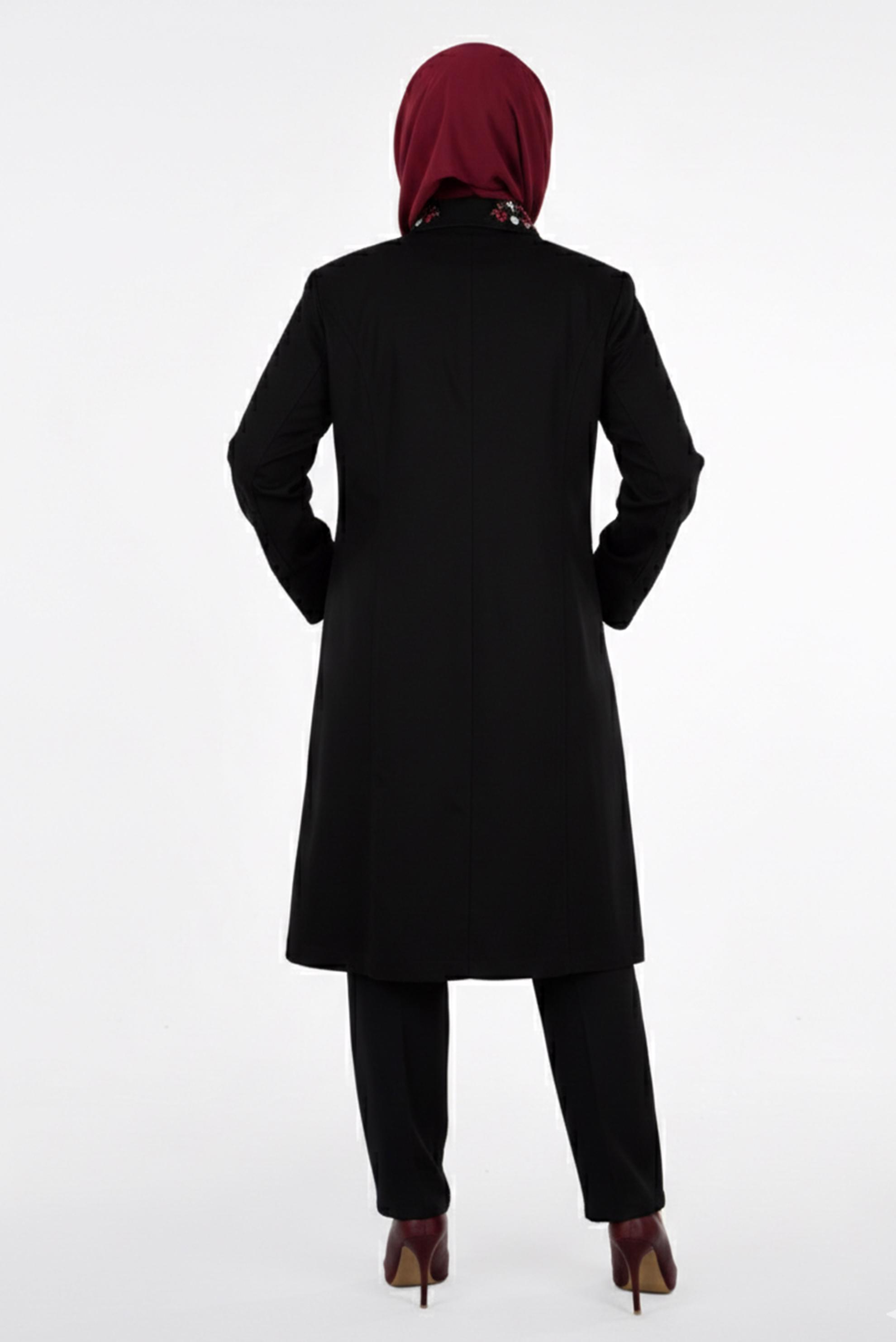 Tesettür giyim SİYAH NAKIŞLI BİSİKLET YAKA DÜĞMELİ TRENÇKOT 1119 