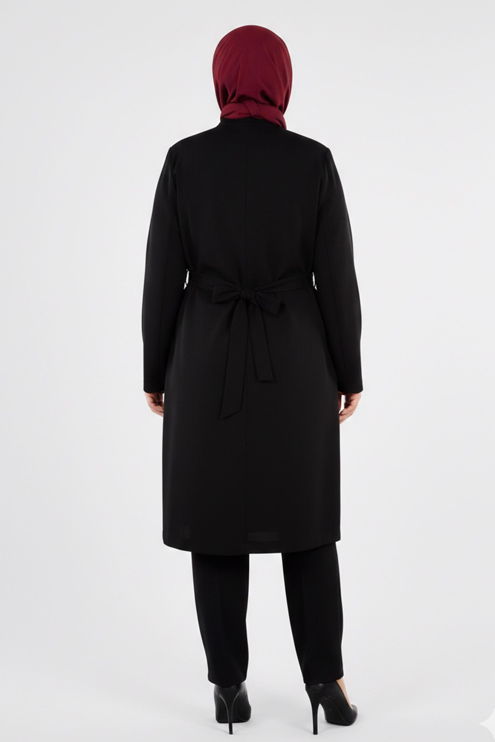 Tesettür giyim SİYAH NAKIŞLI KUŞAKLI HAKİM YAKA TRENÇKOT 1120