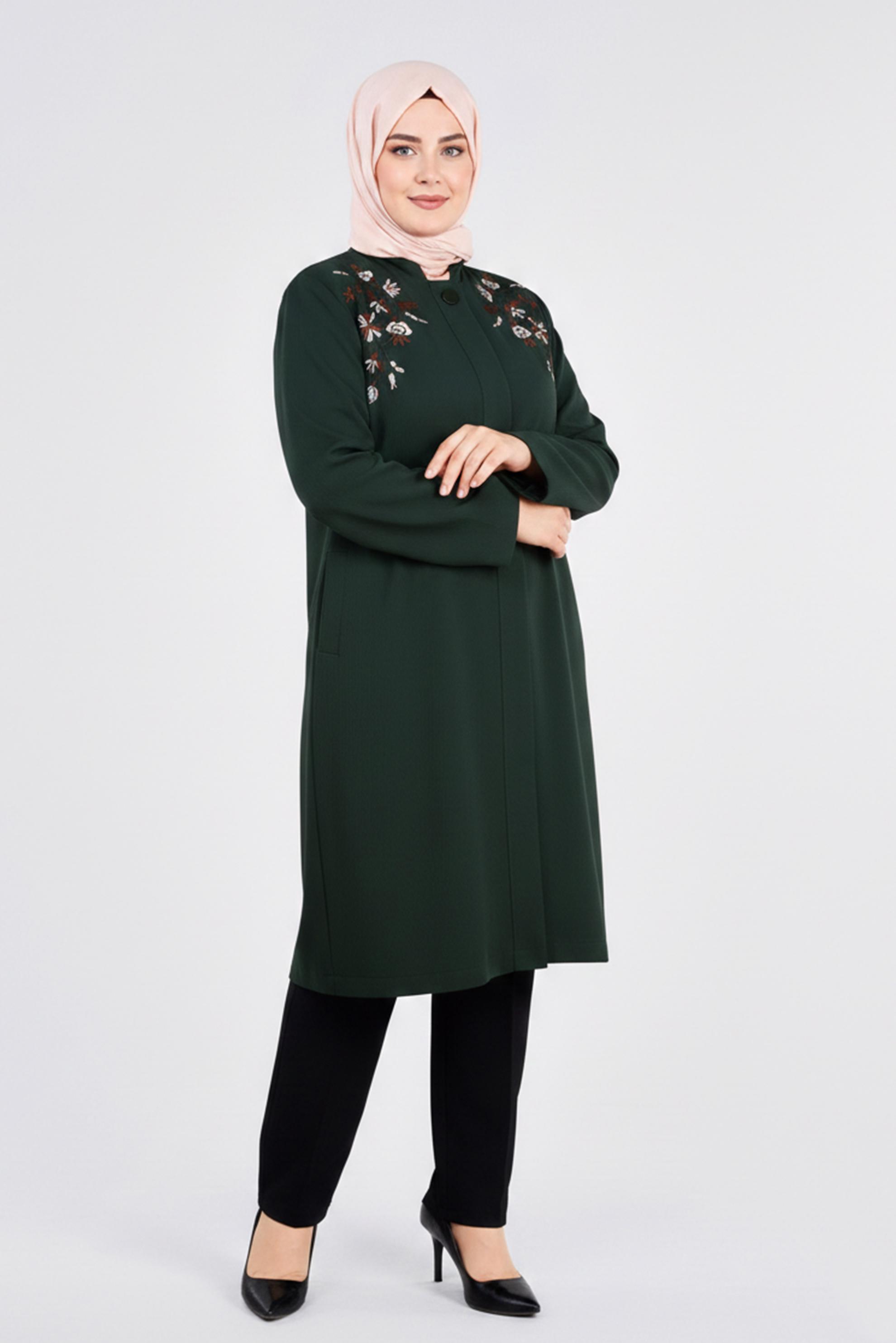 Tesettür giyim YEŞİL NAKIŞLI KUŞAKLI HAKİM YAKA TRENÇKOT 1120