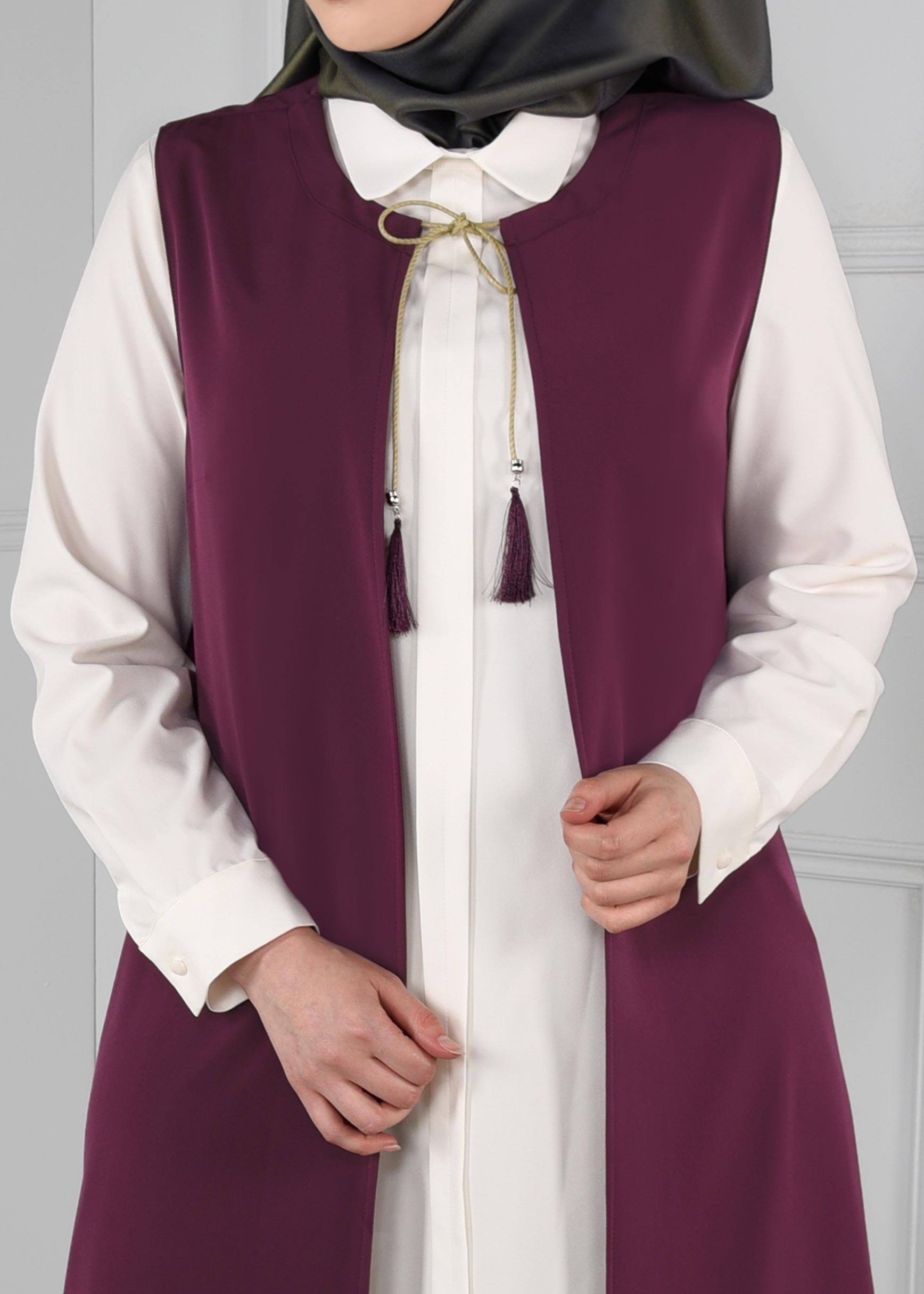 Vêtements hijab PRUNE GILET BRODÉ FLORAL 2721