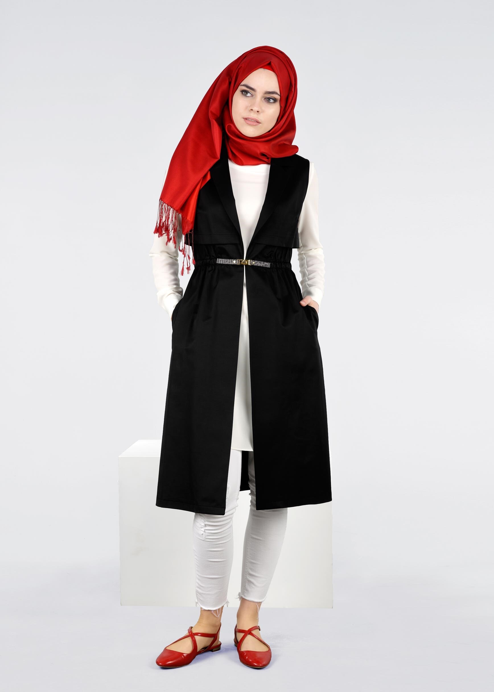 Tesettür giyim SİYAH 4236 BESTE 15570 YELEK 36/42 TEK38