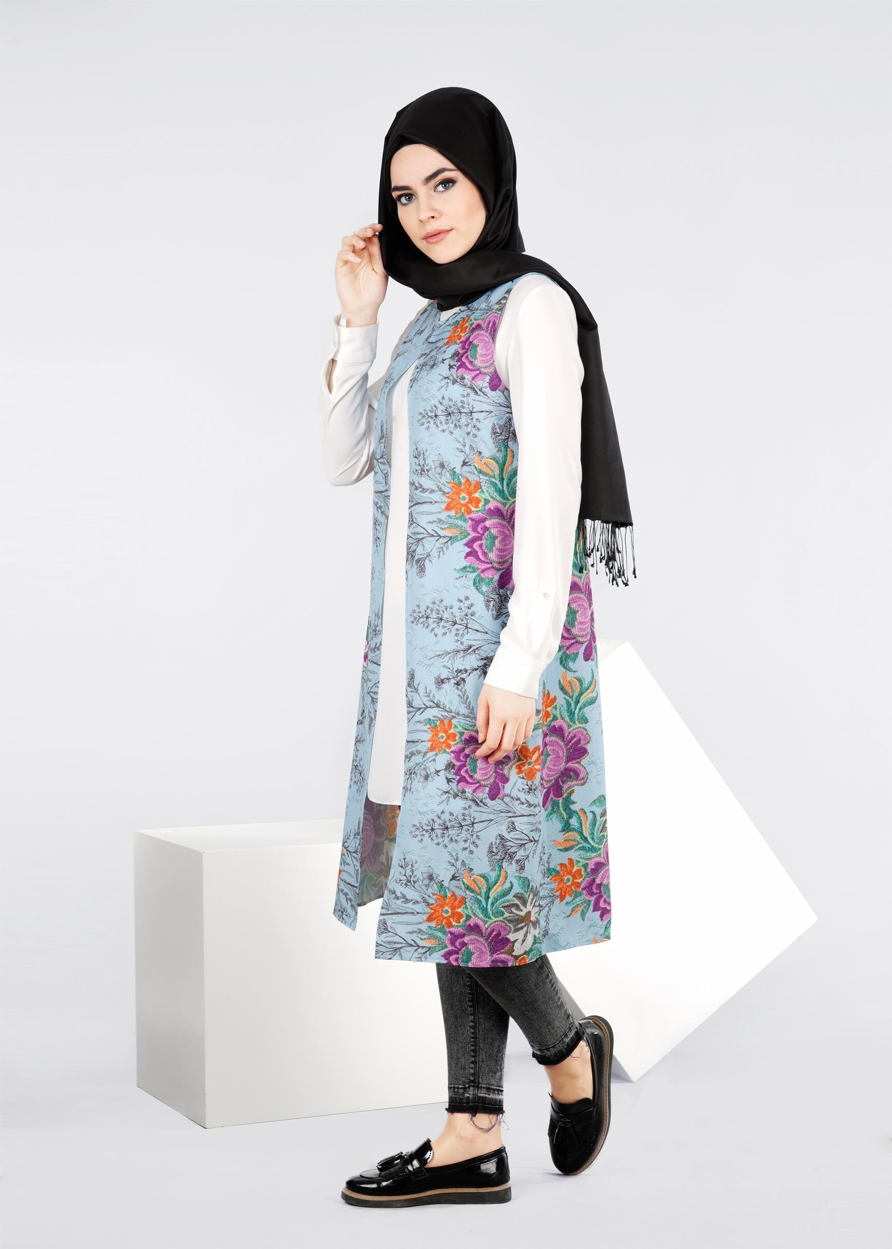 Tesettür giyim MAVİ 4305 LİKYA 30829 YELEK 40/42