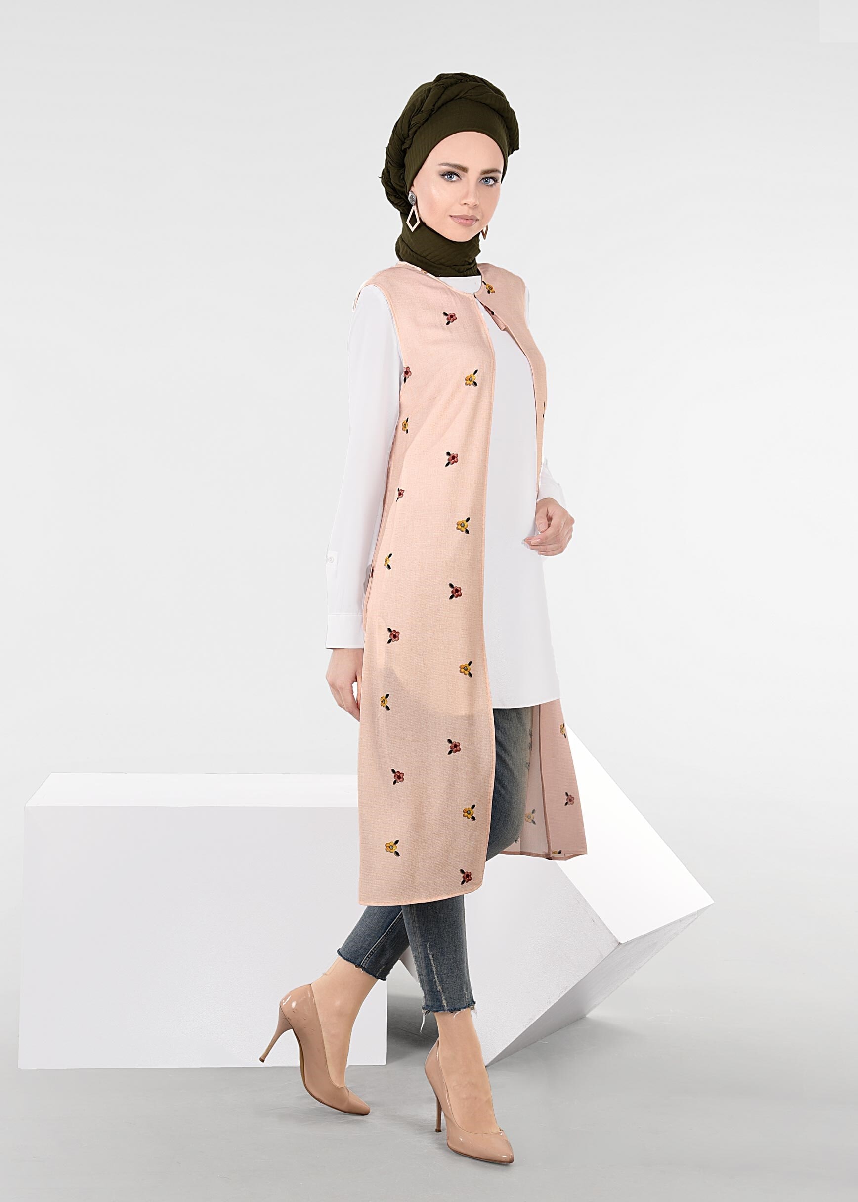 Tesettür giyim PUDRA 4385-1 CAPRİ 11974 YELEK 40/42